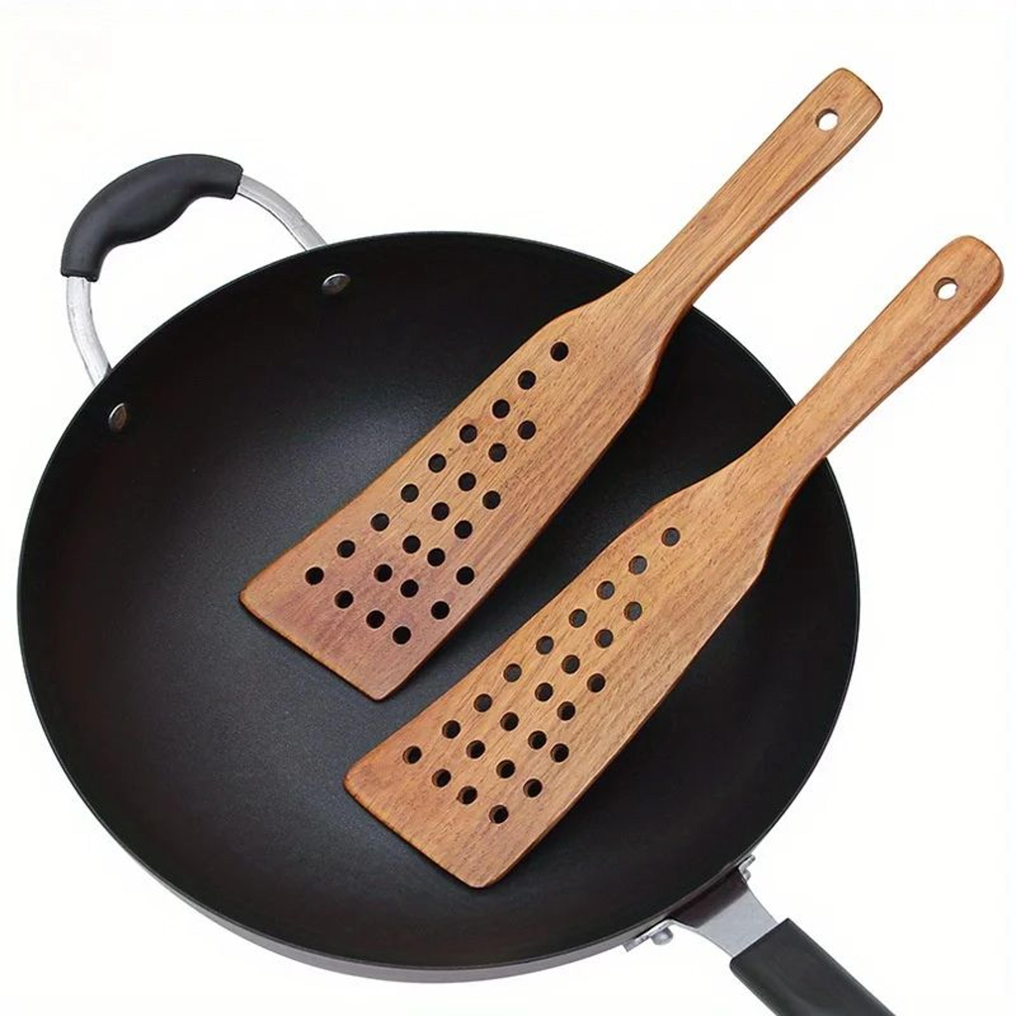 24-hole wooden slotted spatula for nonstick pans – heat-safe wok & frying turner