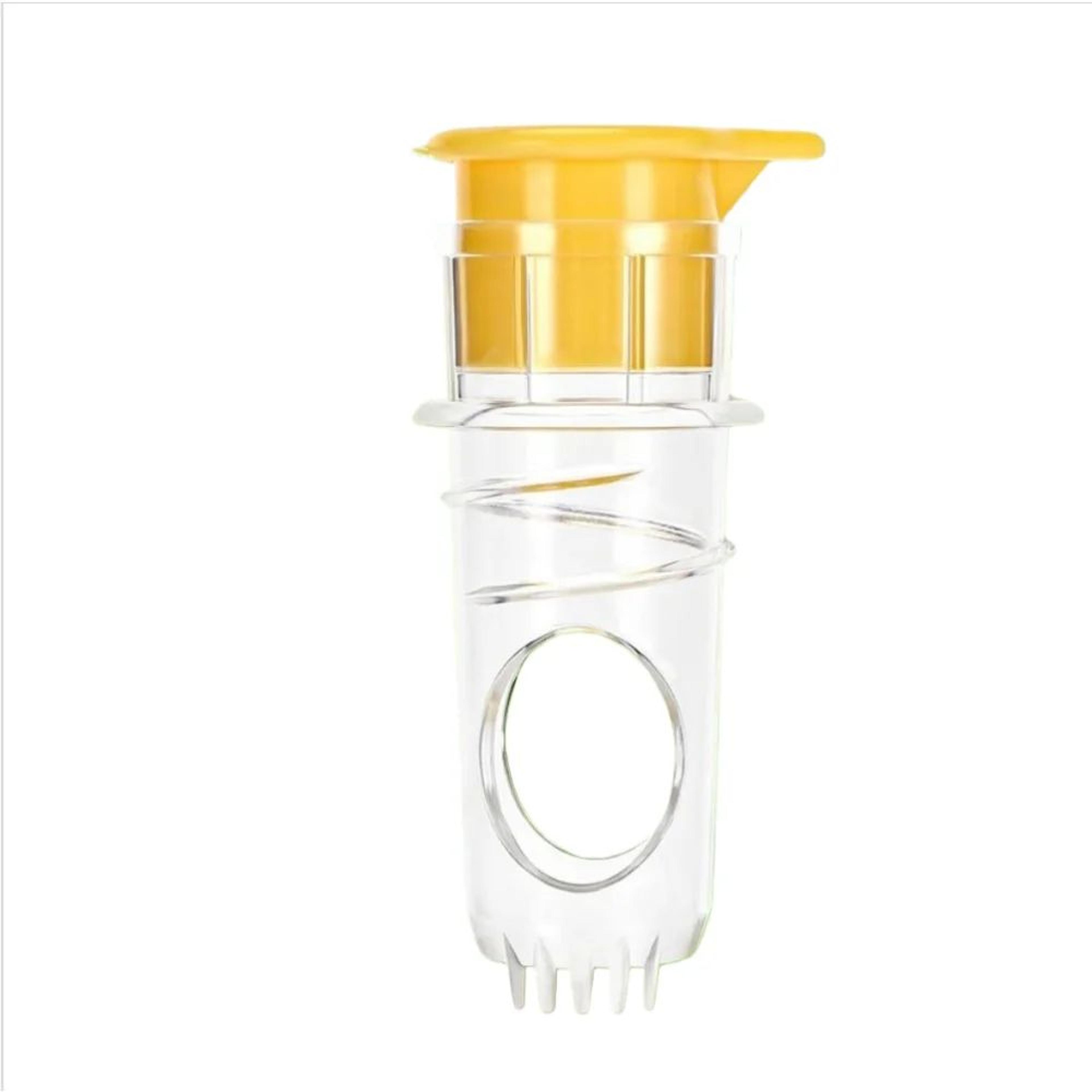 FreshSeal Manual Citrus Juicer With Lid  Mini Lemon Squeezer  Portable Citrus Press 6