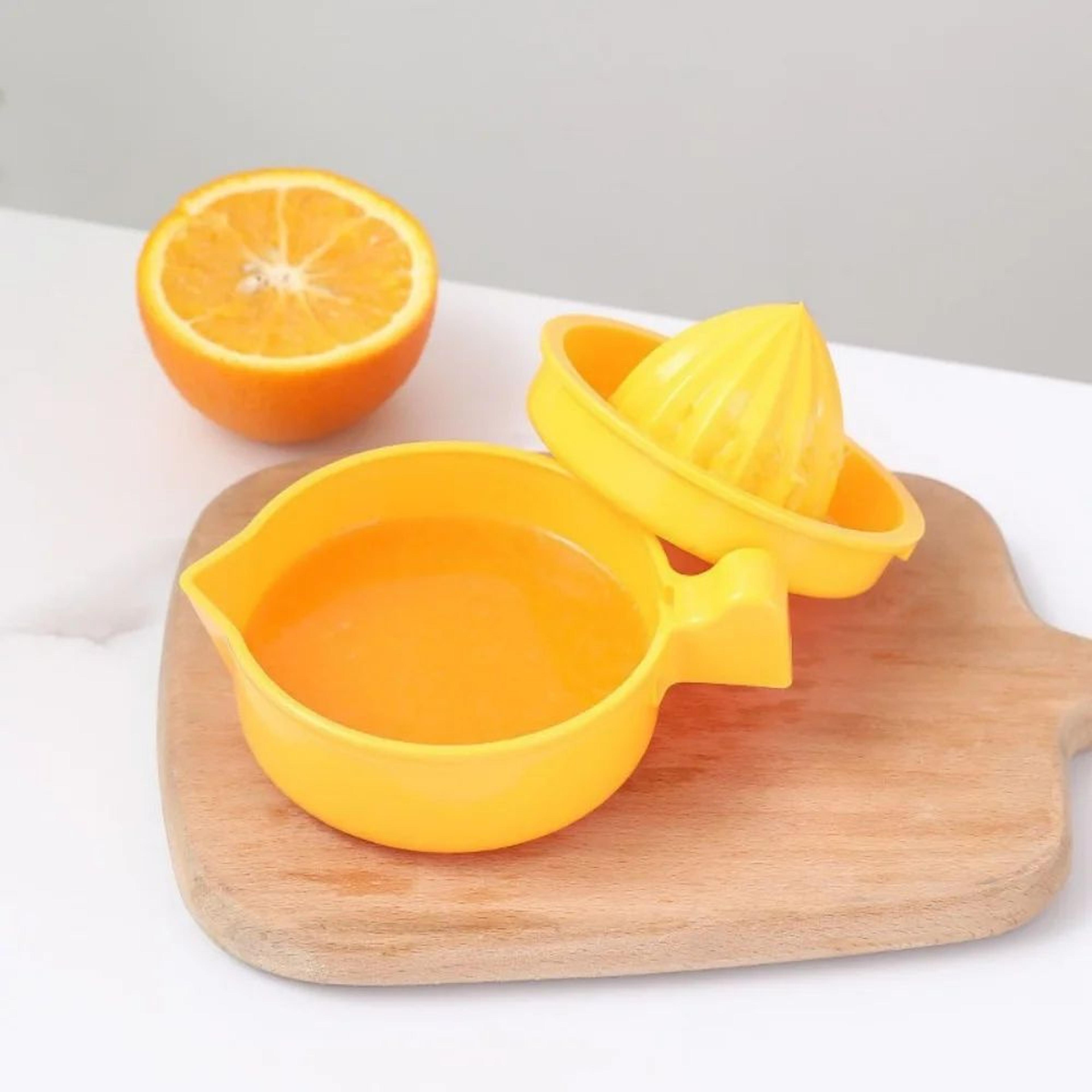 FreshPress Manual Citrus Juicer With Detachable Pulp Filter  Handheld Lemon Squeezer  Citrus Press 0
