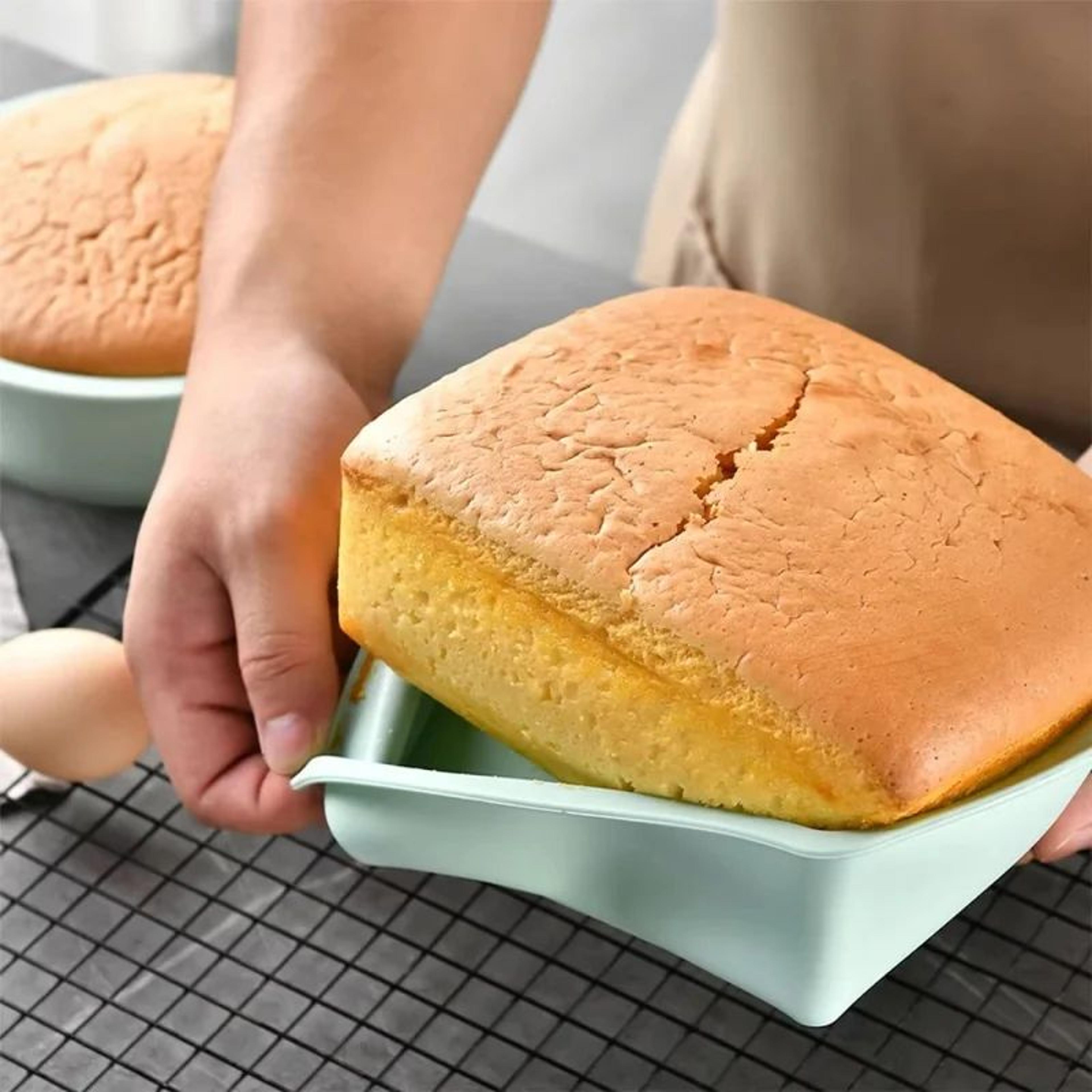 Silicone Square Baking Pan For EasyRelease Cakes And Brownies Reusable Nonstick Mold 2