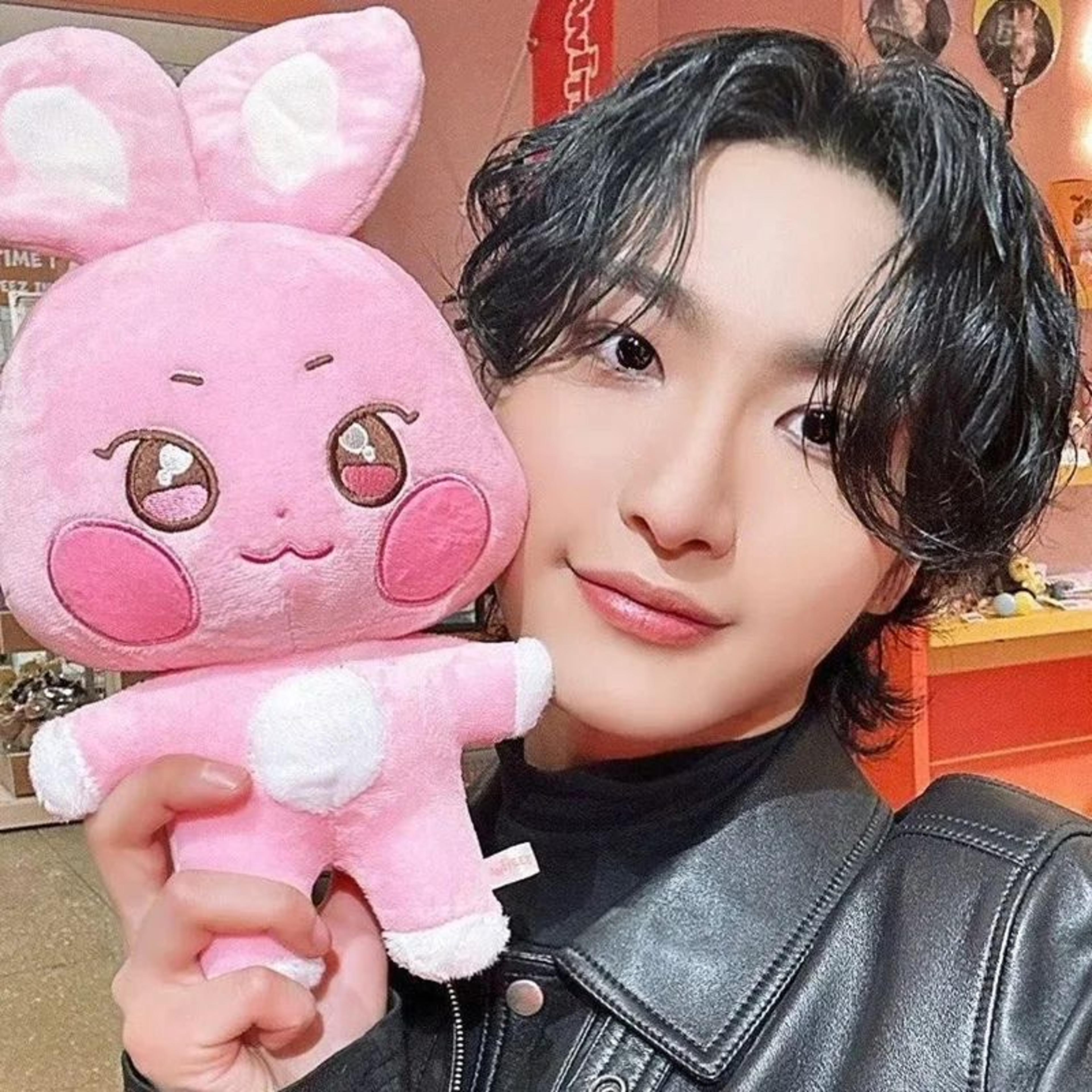 Aniteez Plush Doll  ATEEZ Plush Keychain  Kawaii Stuffed Animal Room Decor Collectible 1