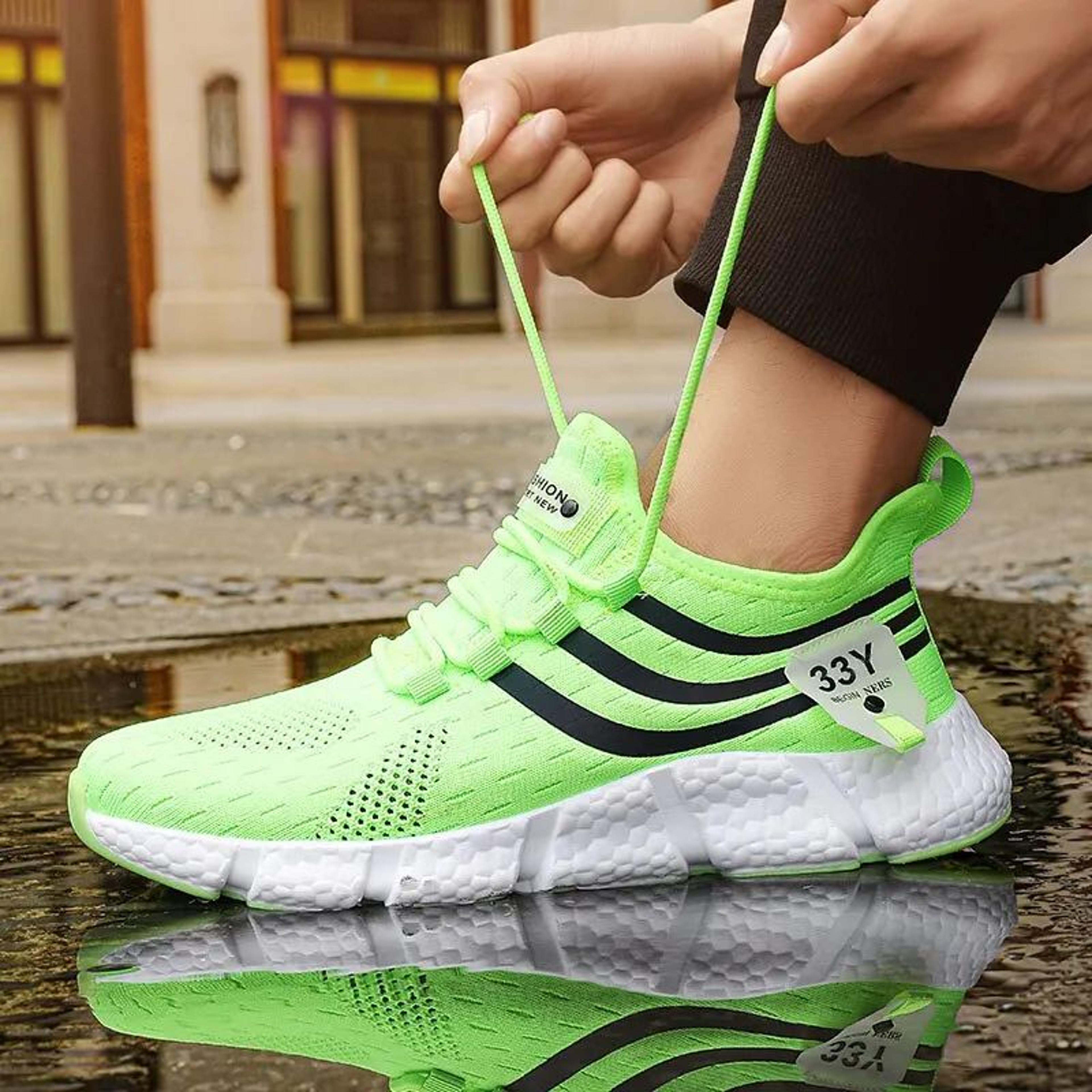 Mens Breathable Mesh Sneakers  Lightweight Walking  Running Shoes With Rubber Grip 9