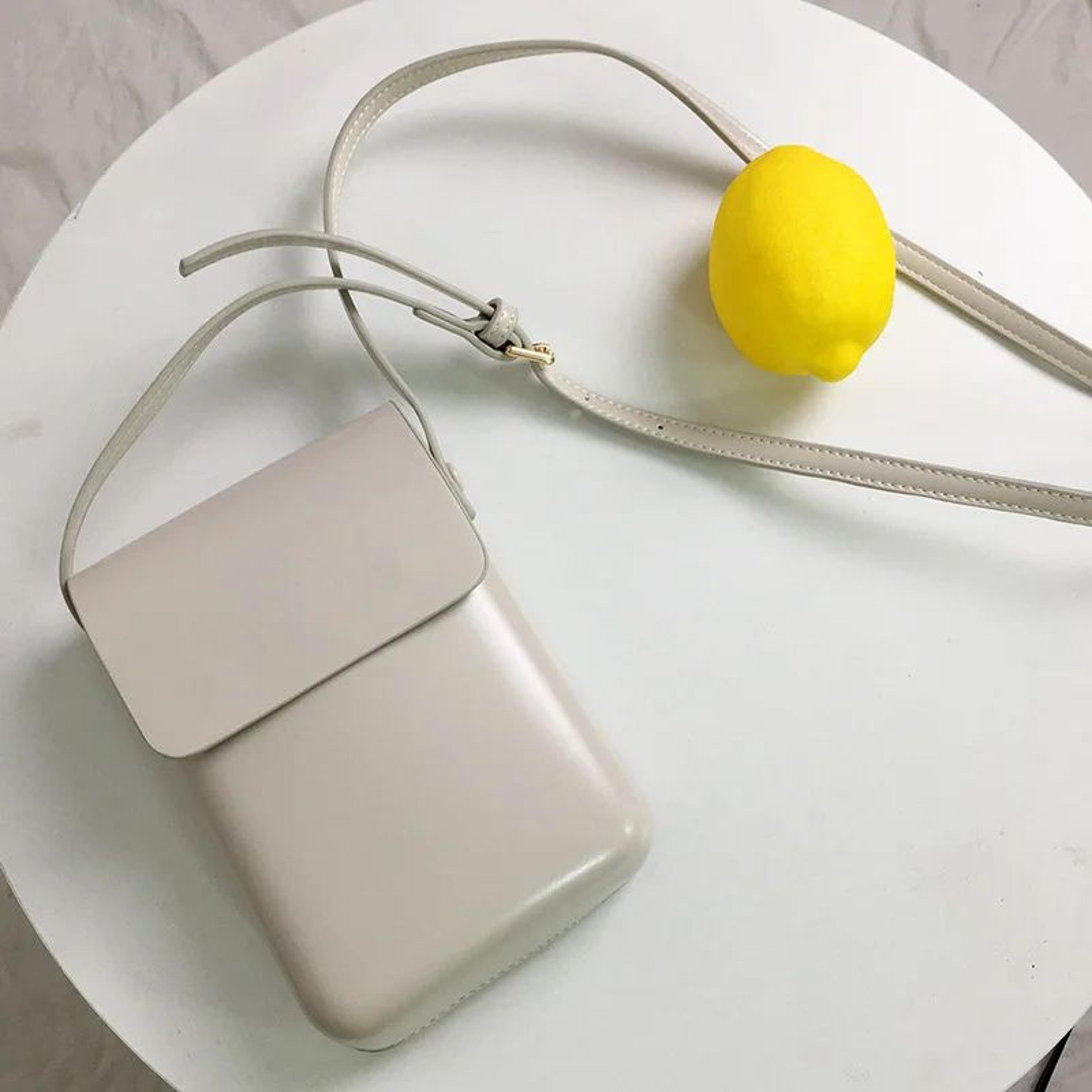 Everyday Luxe Crossbody Handbag  PU Leather Shoulder Bag With Phone Pocket  Roomy Storage 11