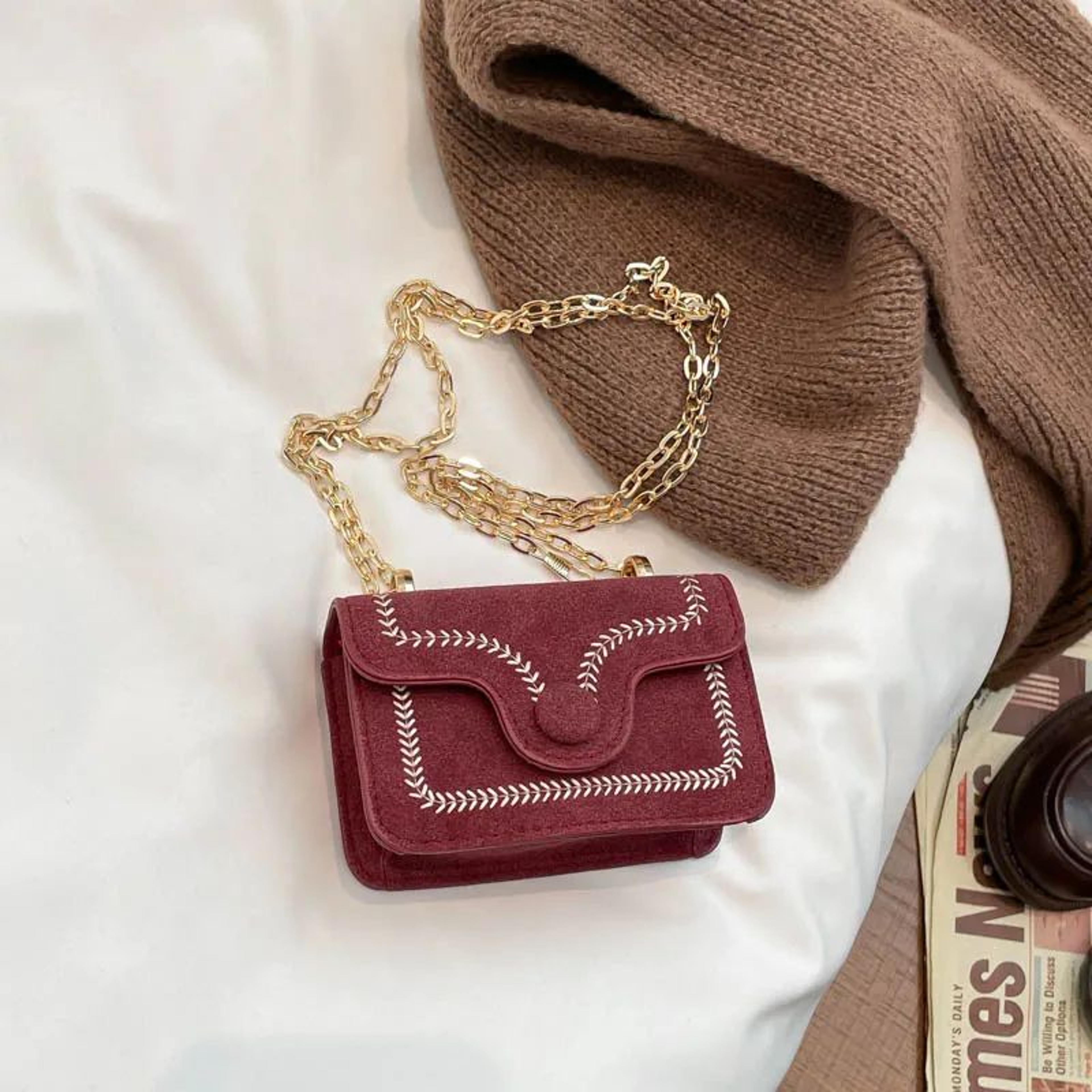 Elegant Embroidered Mini Chain Crossbody Bag  Stylish Women Handbag With Chain Strap  Compact Squar 9