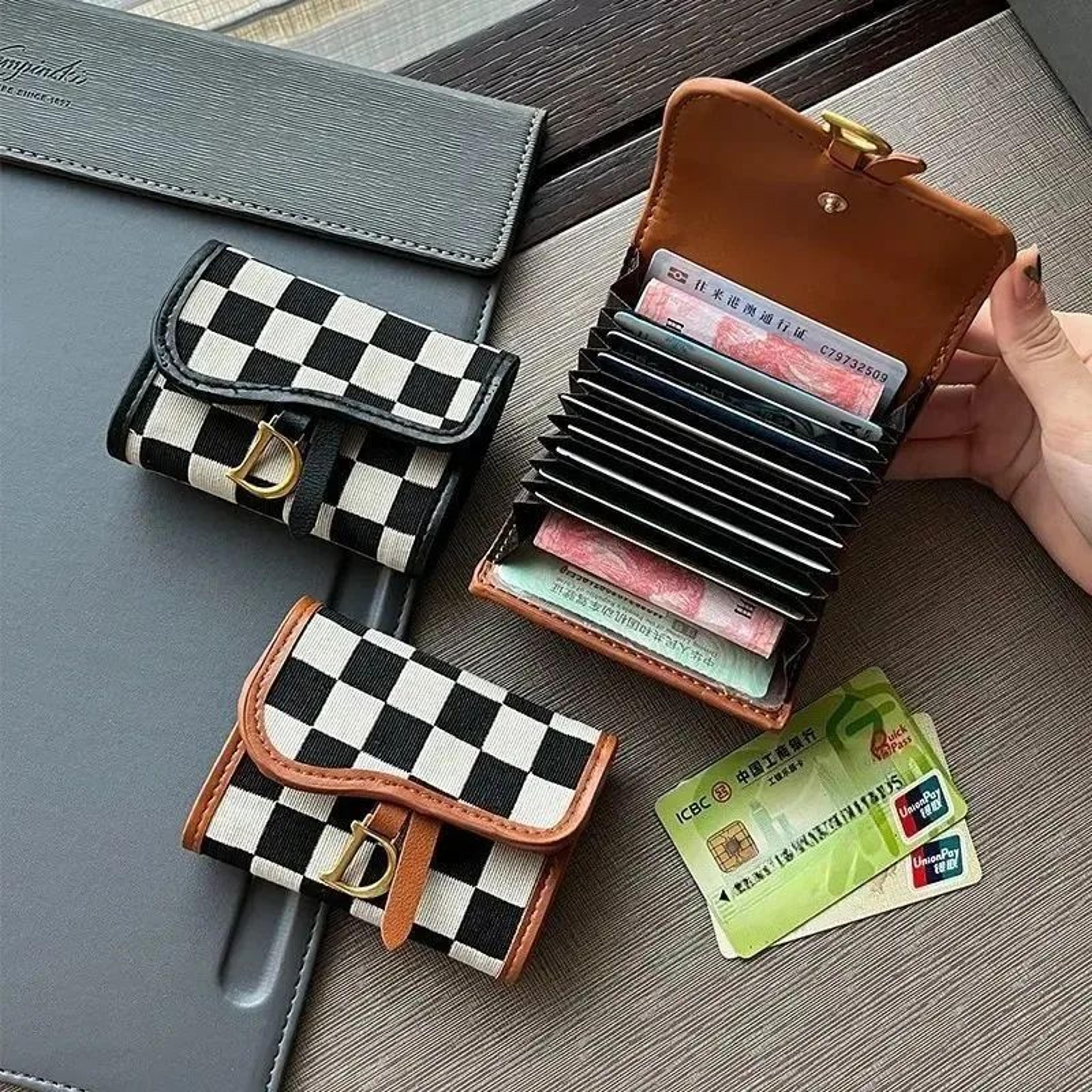 Luxury Checkered Slim Card Holder Wallet For Women 1