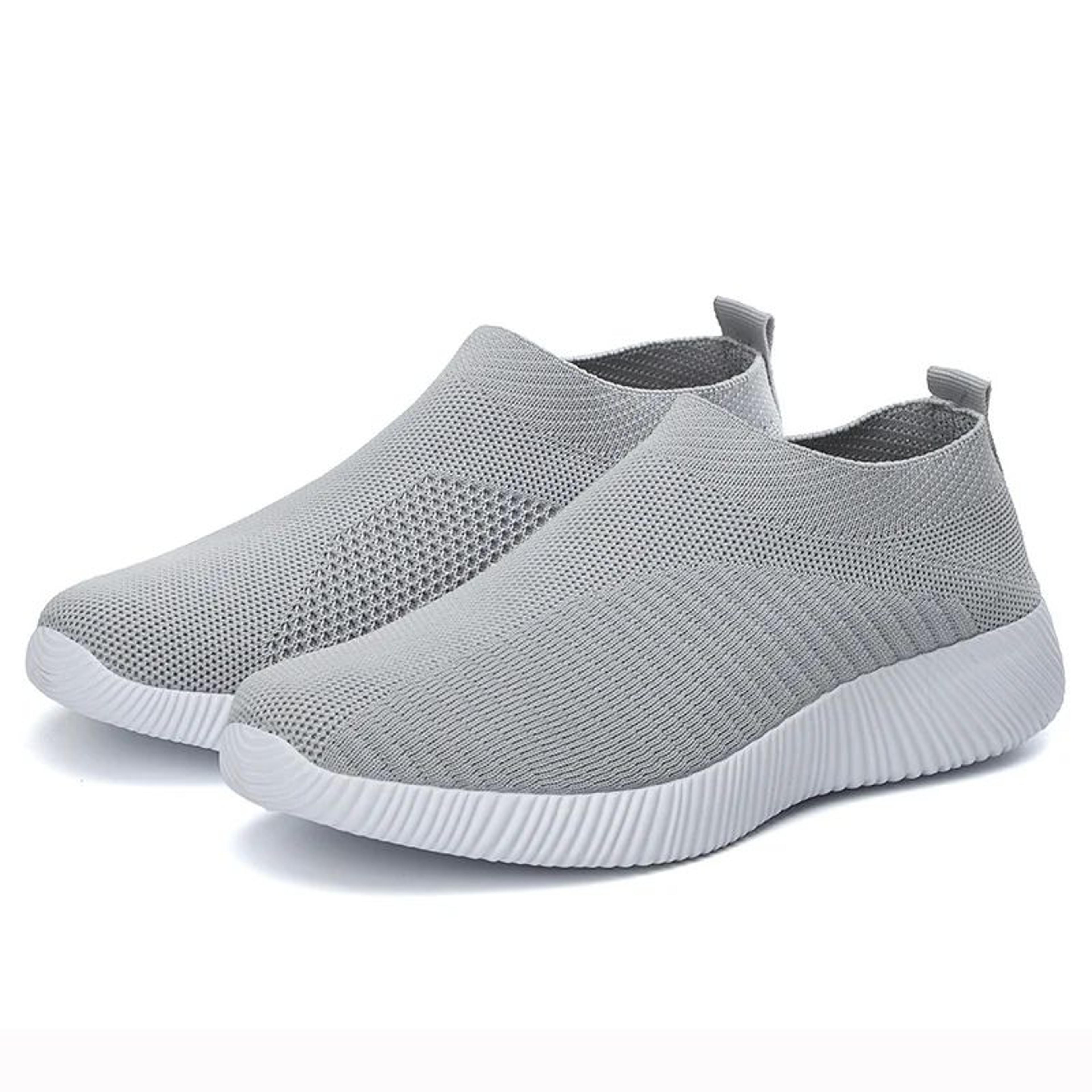 Everyday Comfort Womens Breathable SockFit SlipOn Sneakers 3