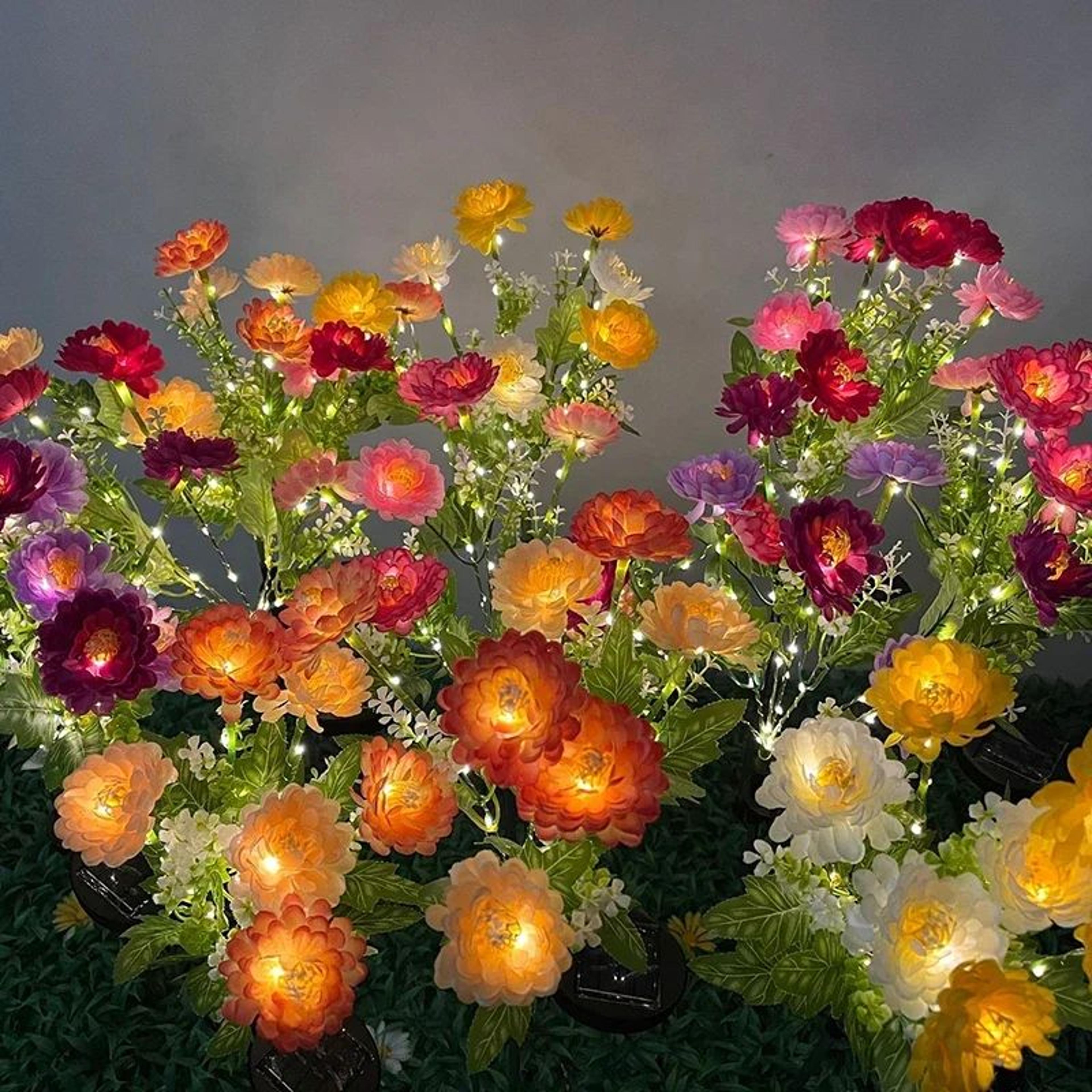 Solar Snow Lotus Garden Light  Waterproof Solar Flower Stake For Outdoor Pathway  Patio Decor 0
