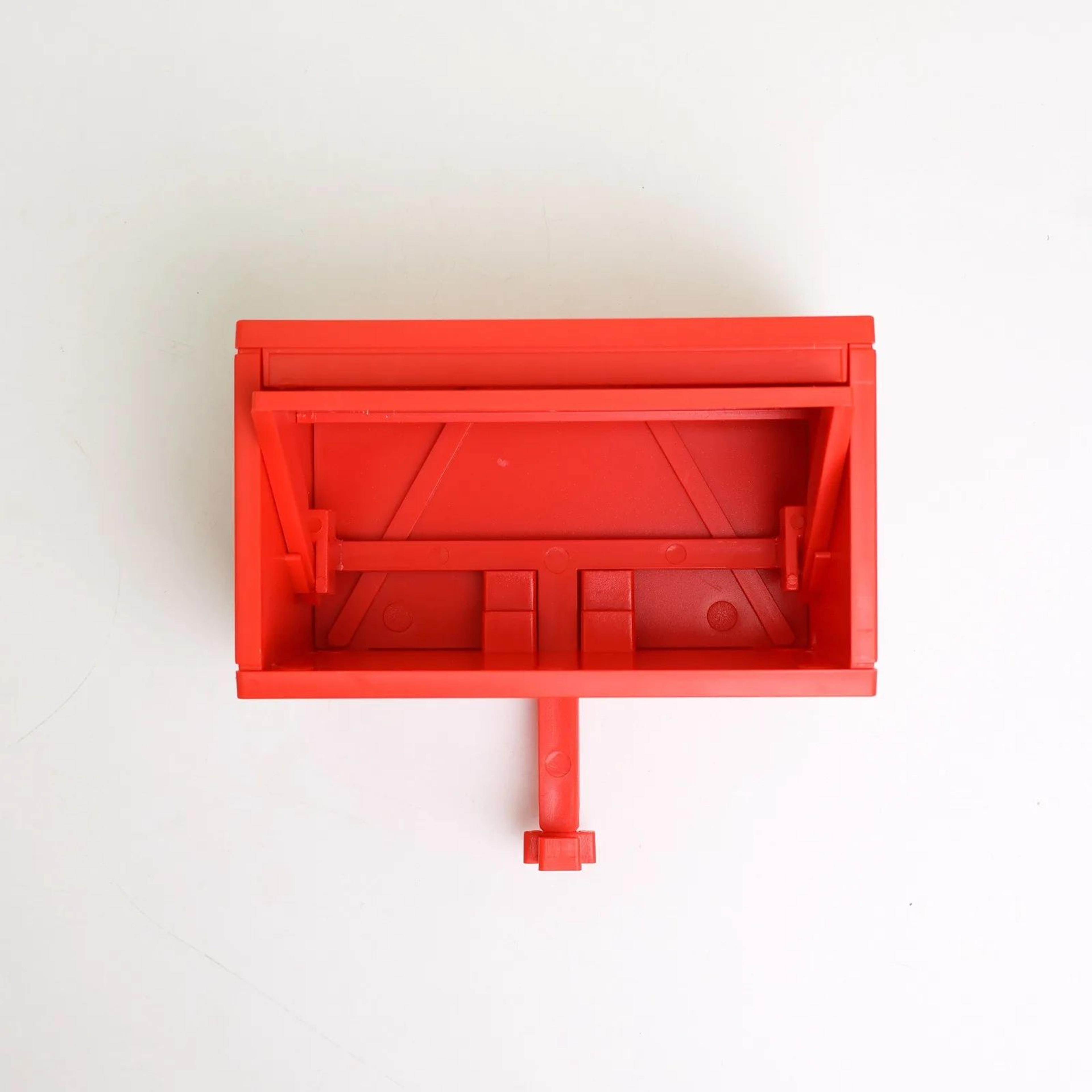 3D Printed Garage Key Holder Wall Mount With Opening Door For 164 Cars 8