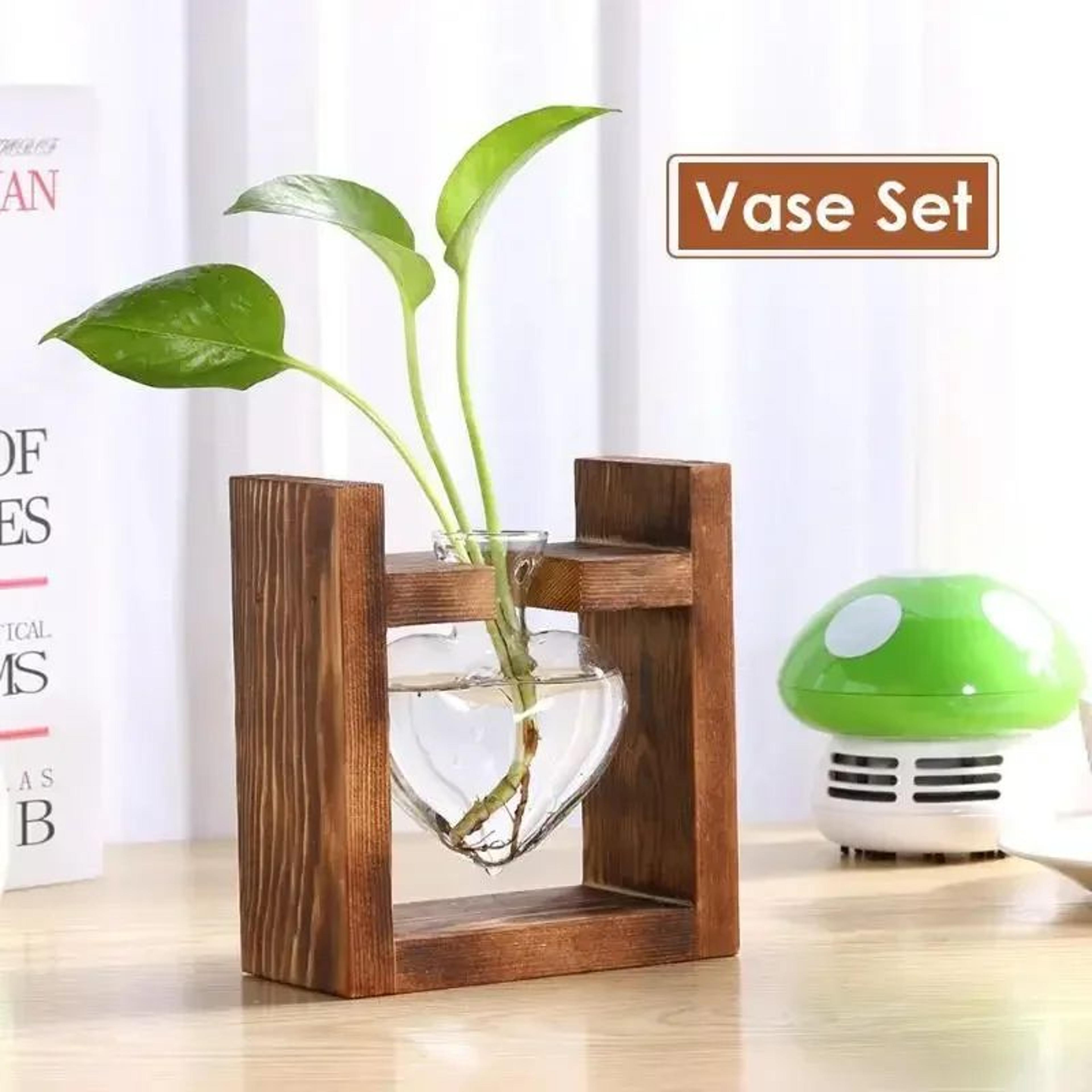 Heart Frame Hydroponic Plant Vase  Vintage Wooden Glass Tabletop Flower Vase For Modern Home Decor 1