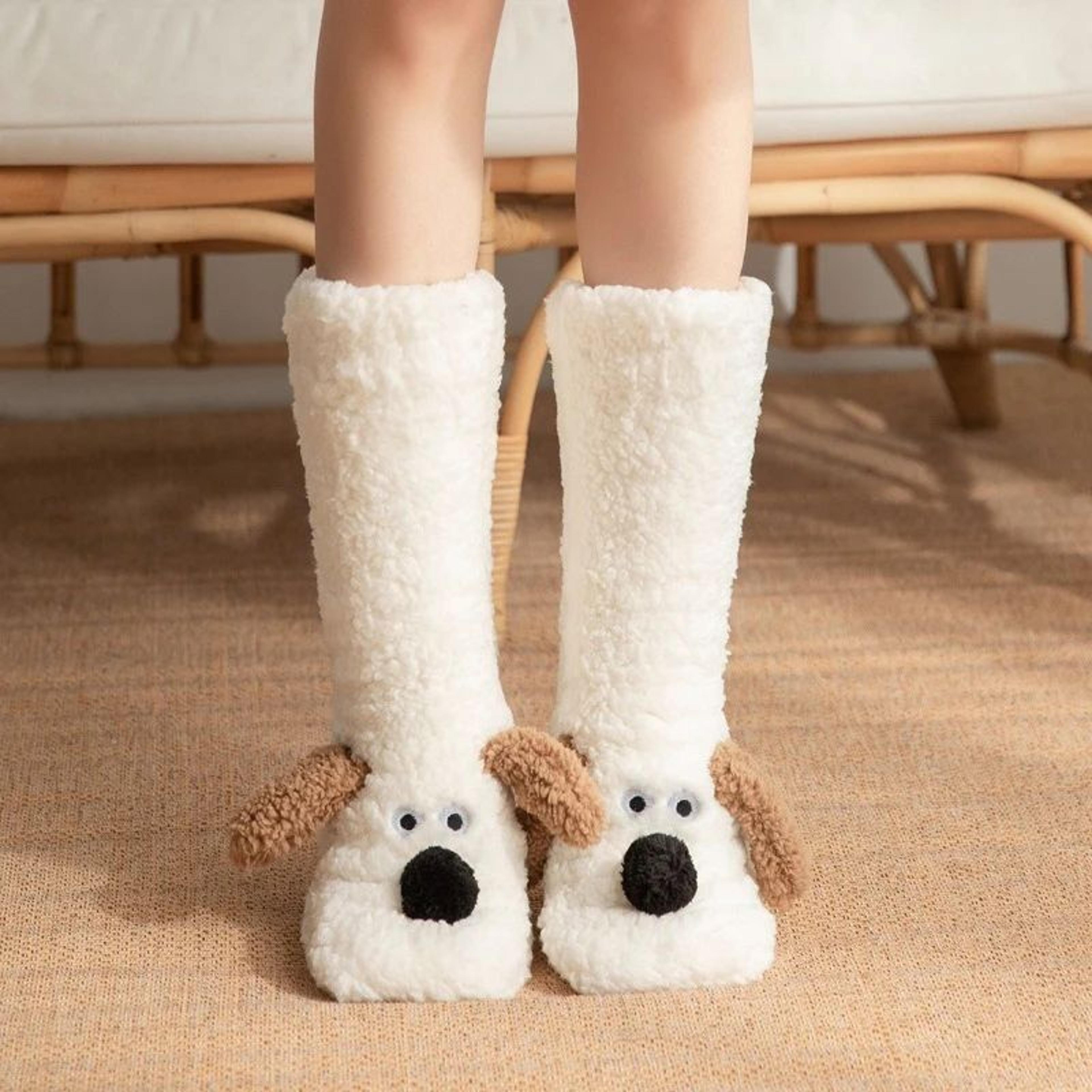cozy dog snow slipper socks – non-slip winter floor socks for women & couples