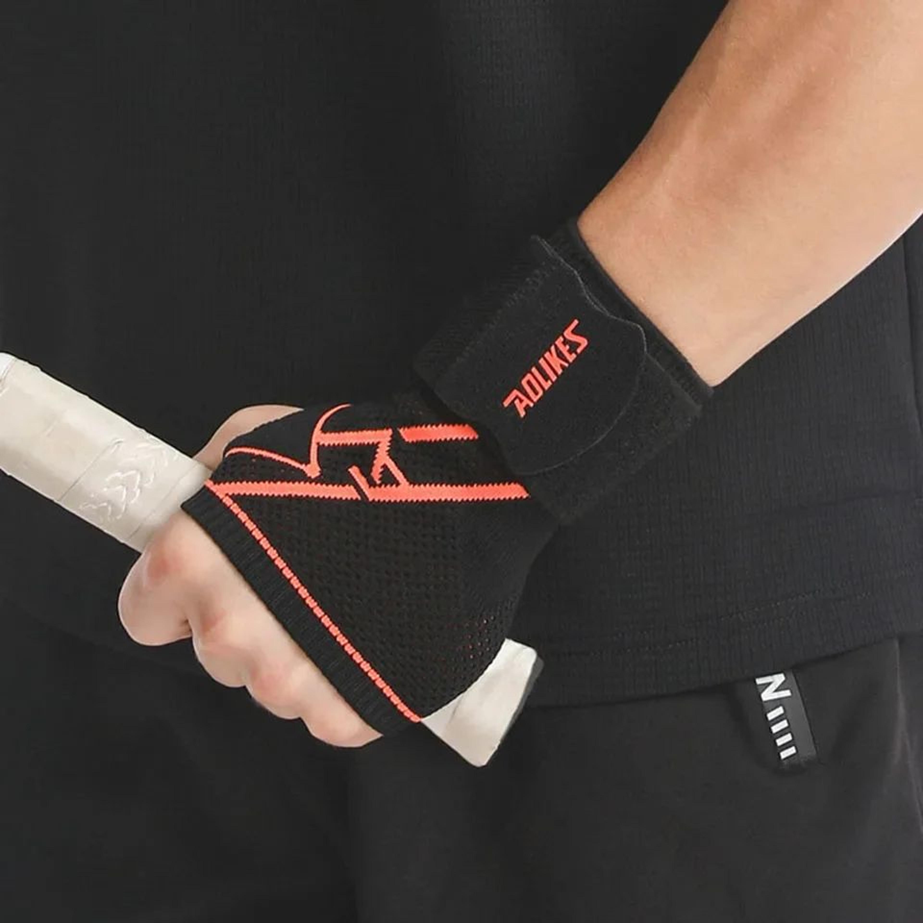 AOLIKES Adjustable Wrist Brace And Compression Wrist Wrap For Sports Work And Daily Support 4