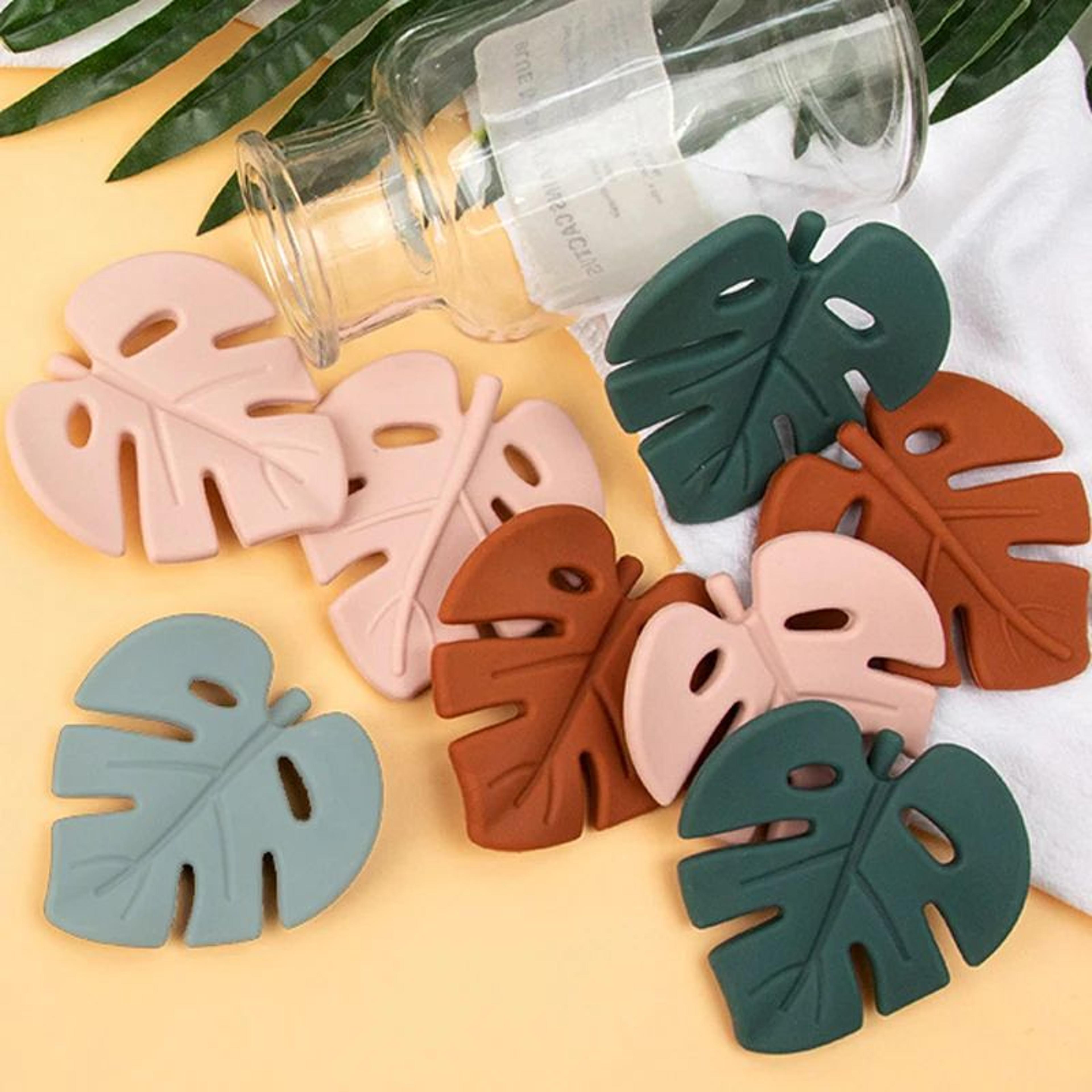 Silicone Baby Teether Leaf Rattle  Food Grade Infant Teething Toy For Soothing Gums 2