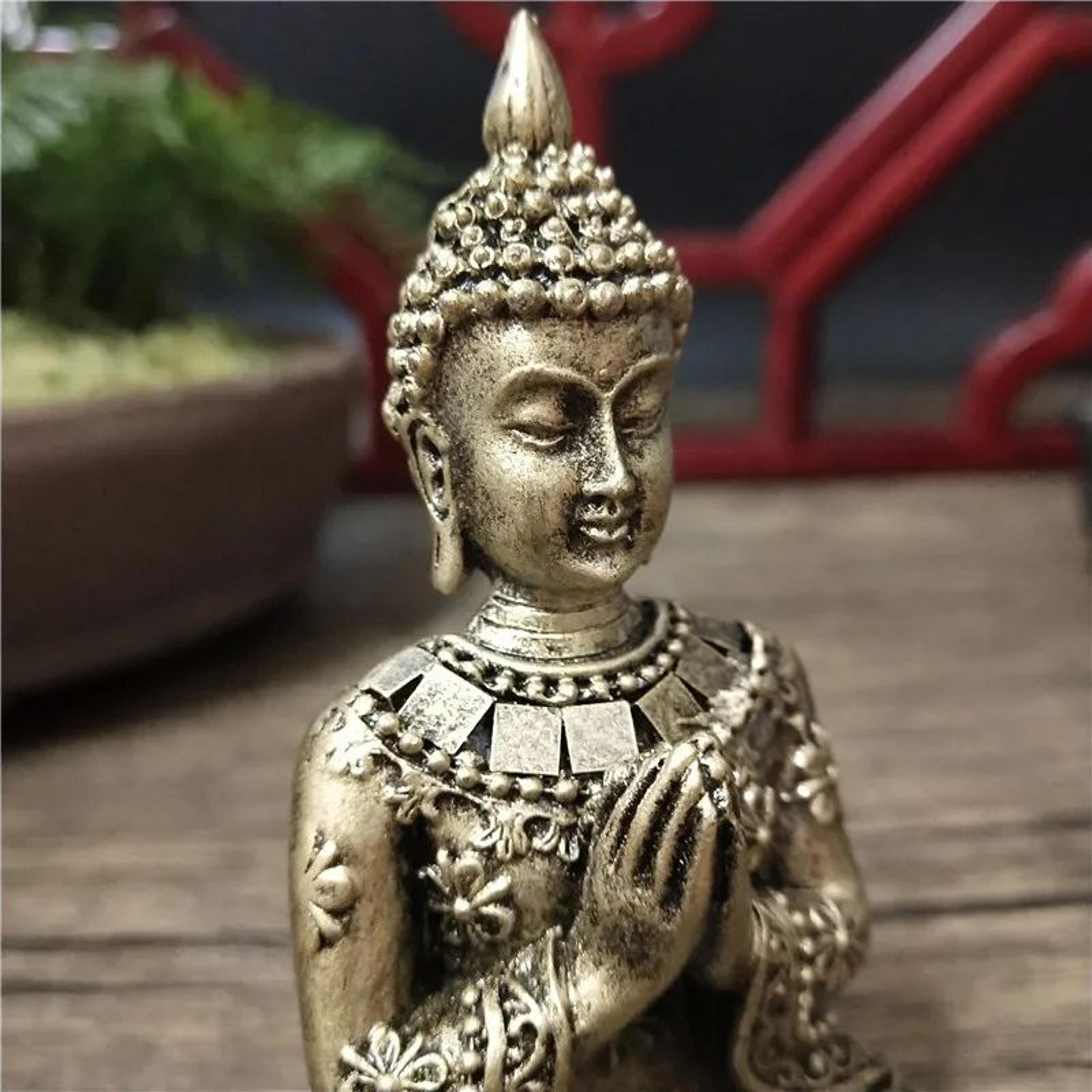 Serene Thai Buddha Statue Bronze Resin Meditation Buddha Sculpture For Home And Zen Decor 4