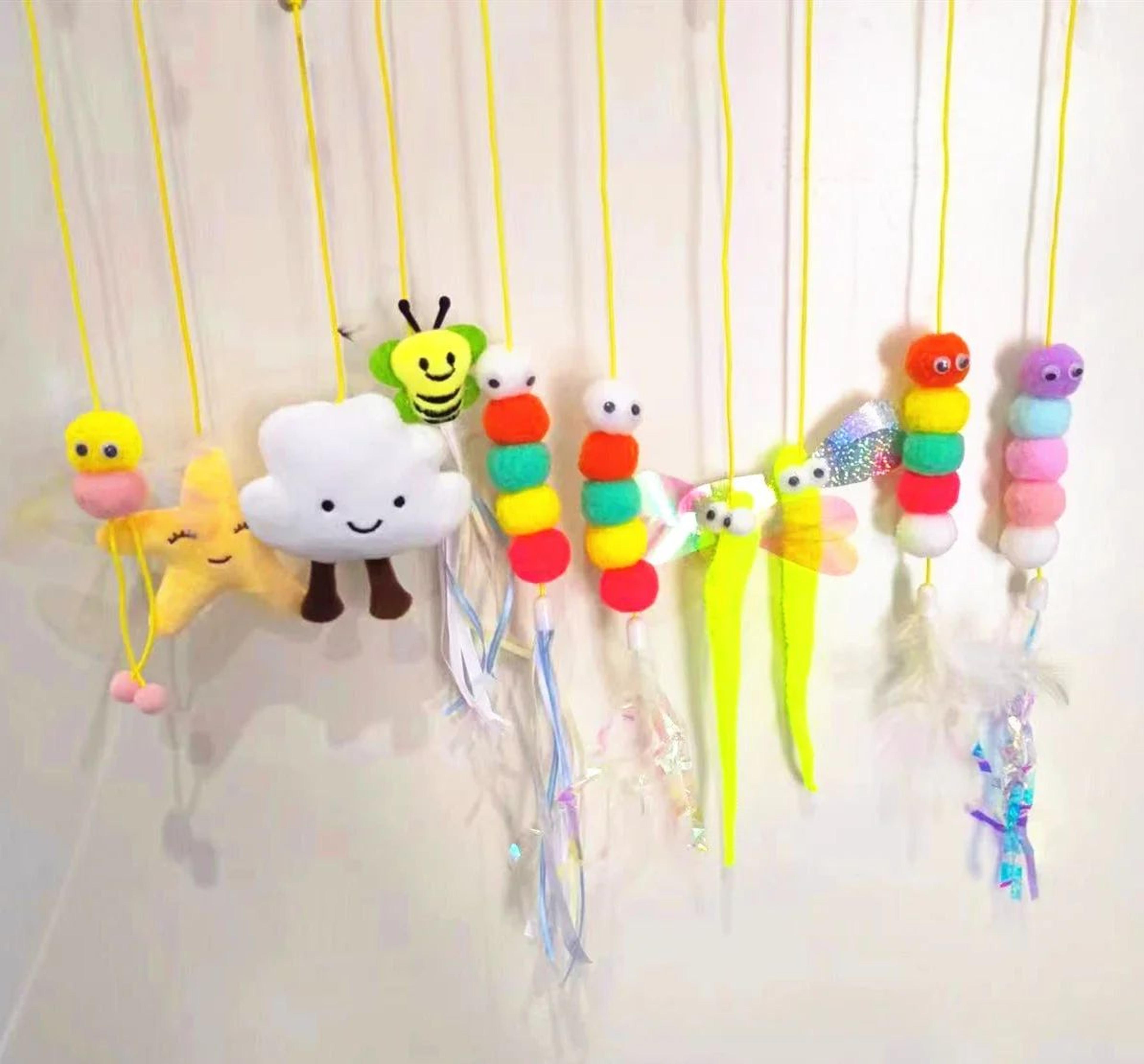 Door Hanging Interactive Cat Toy With Elastic Feather Teaser 4