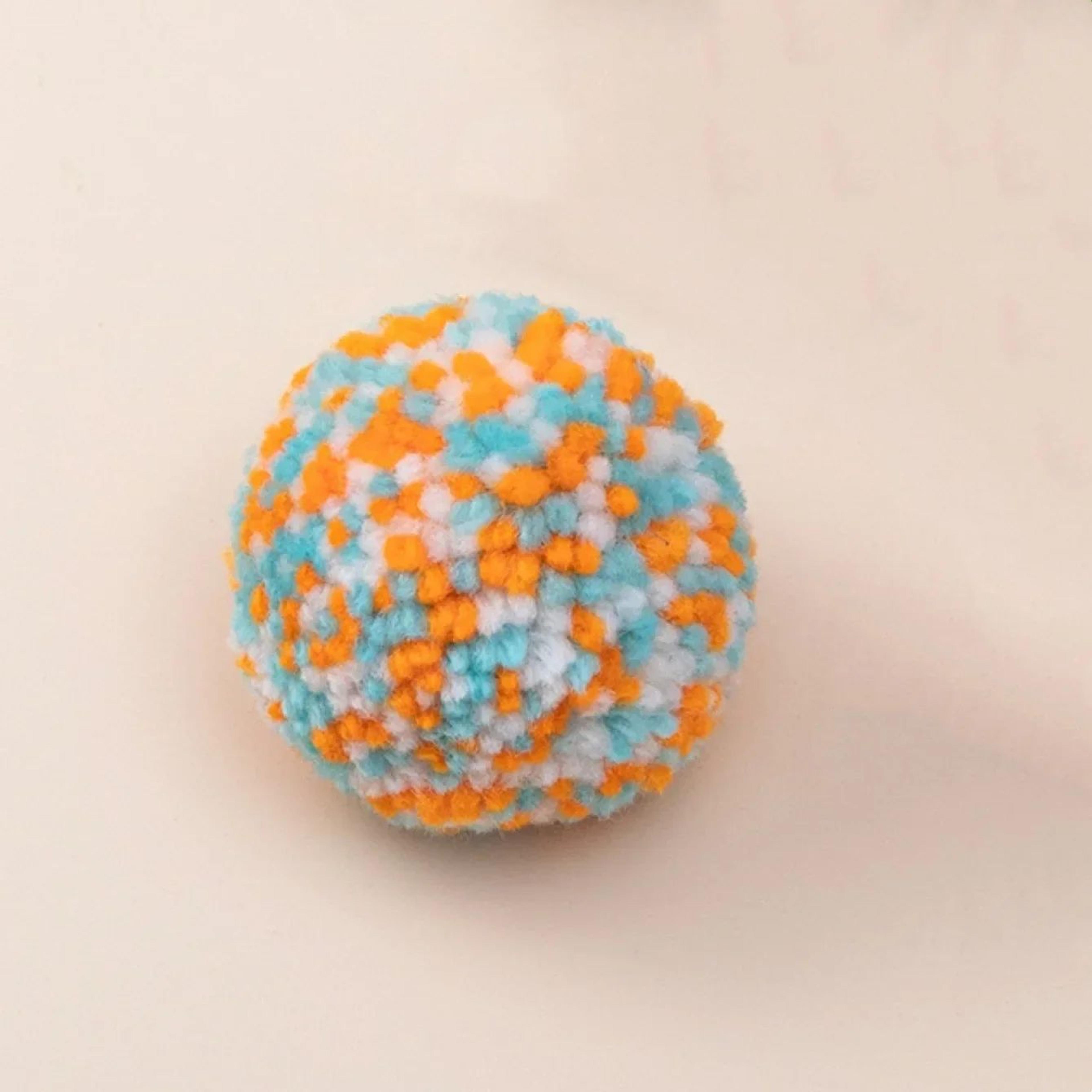 PlayPurr Yarn Ball Interactive Cat Toy 3