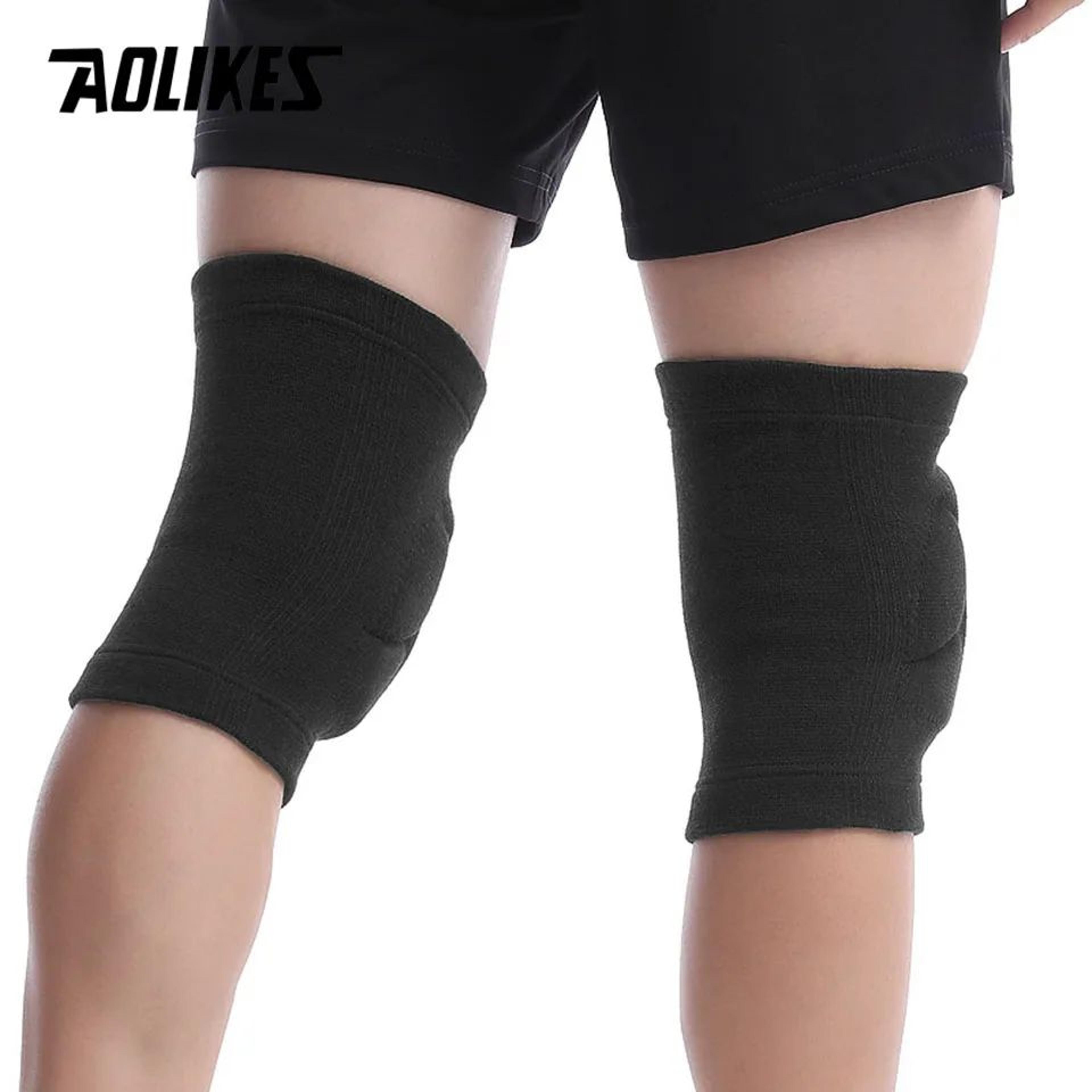 AOLIKES Thick Cushioned Volleyball Knee Pads With Knee Support For Sports Dance And Yoga 4
