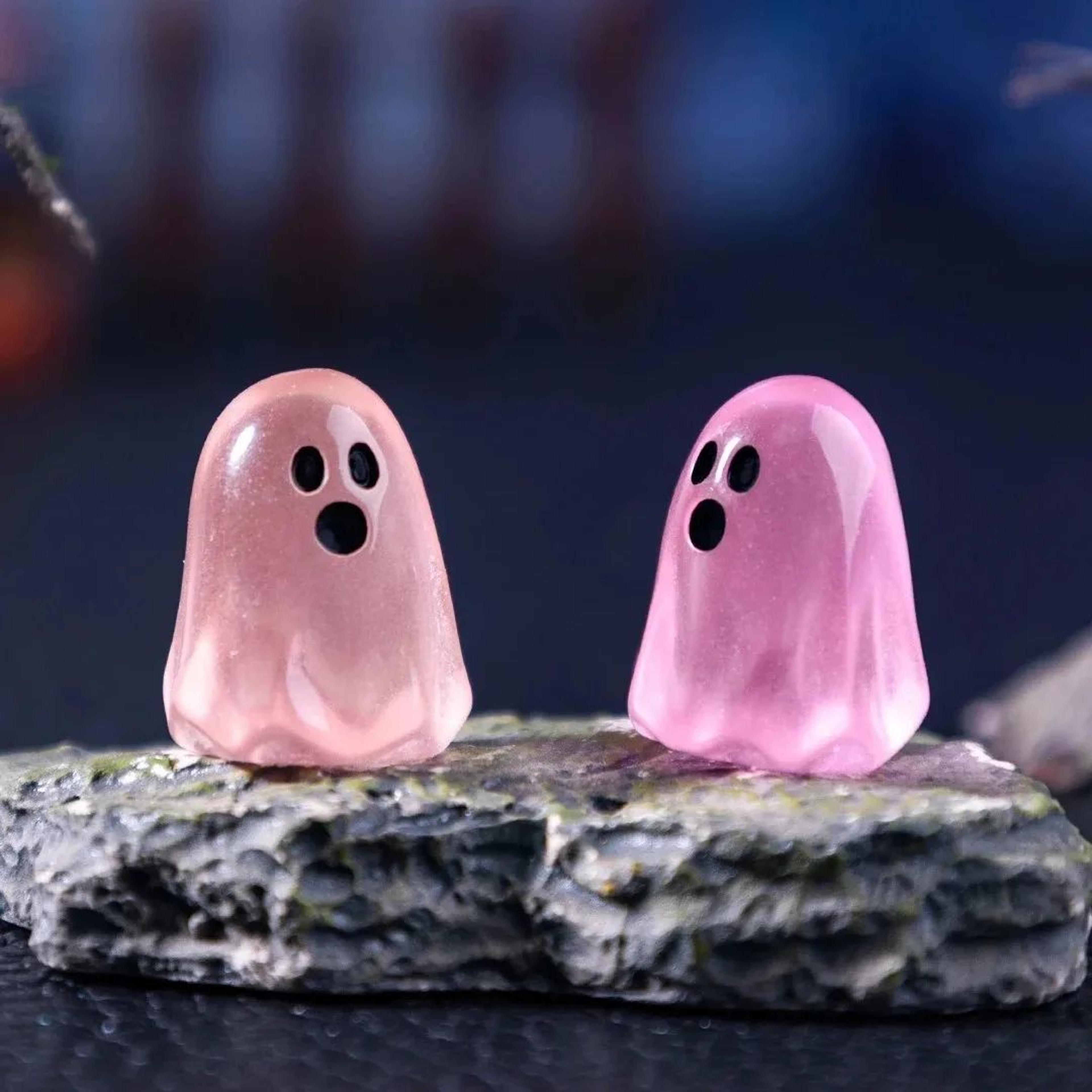 SpookyGlow Glow In The Dark Ghost Figures Mini Halloween Decorations 2