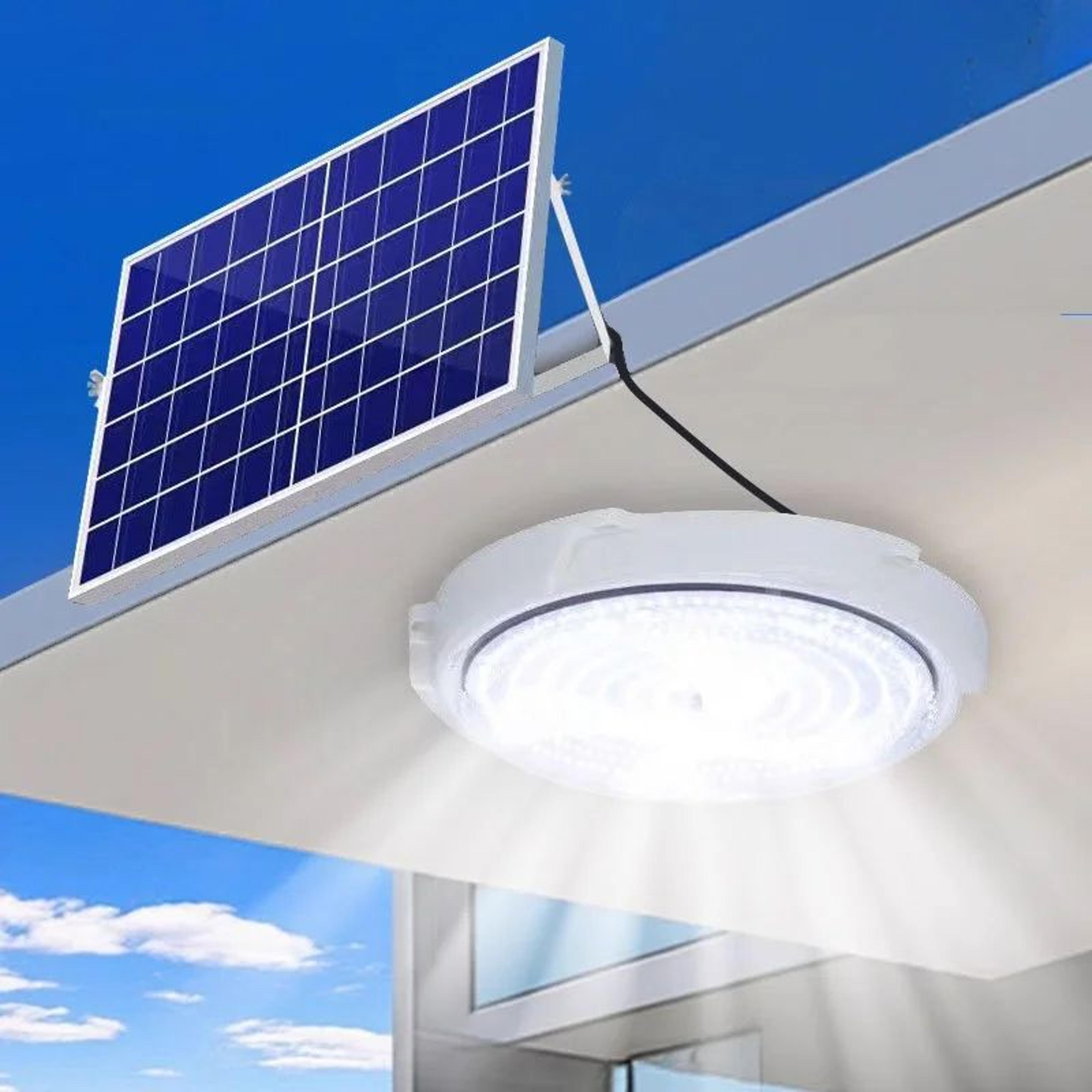SunHaven 500W Solar LED Ceiling Light With Remote Control 0