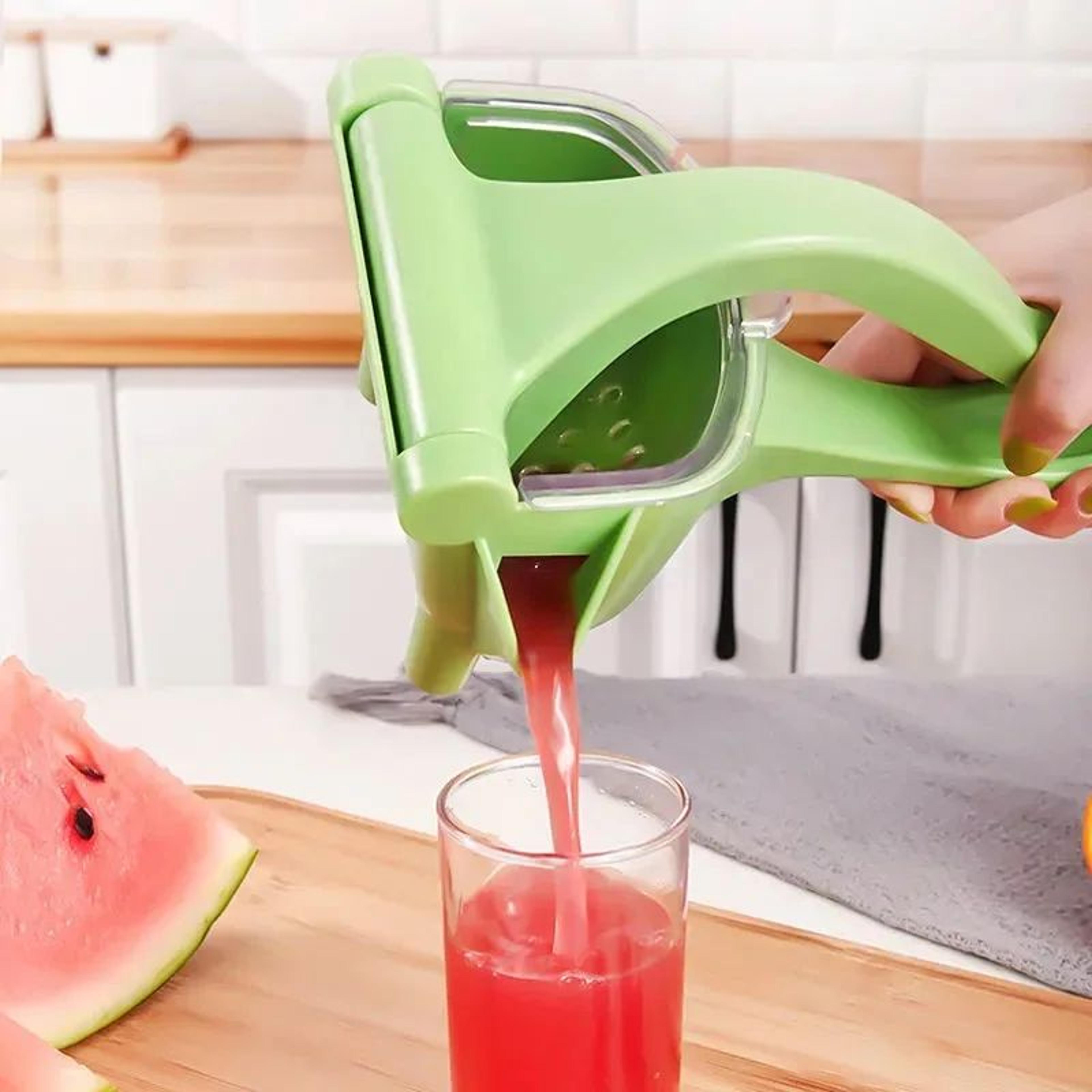FreshPress Manual Juicer And Citrus Squeezer 3