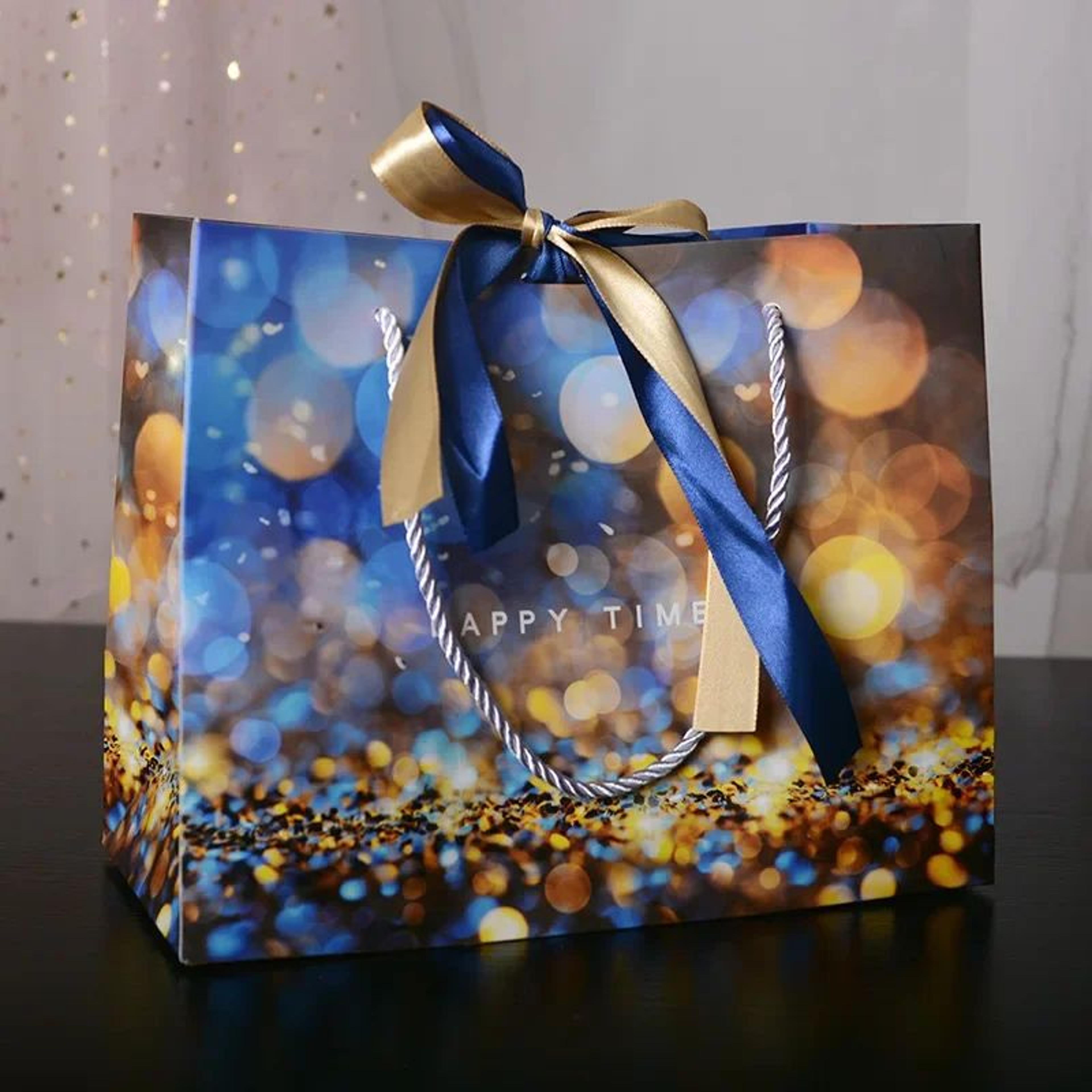20PCS Star Design Paper Gift Bags For Birthdays Parties And Holidays 1