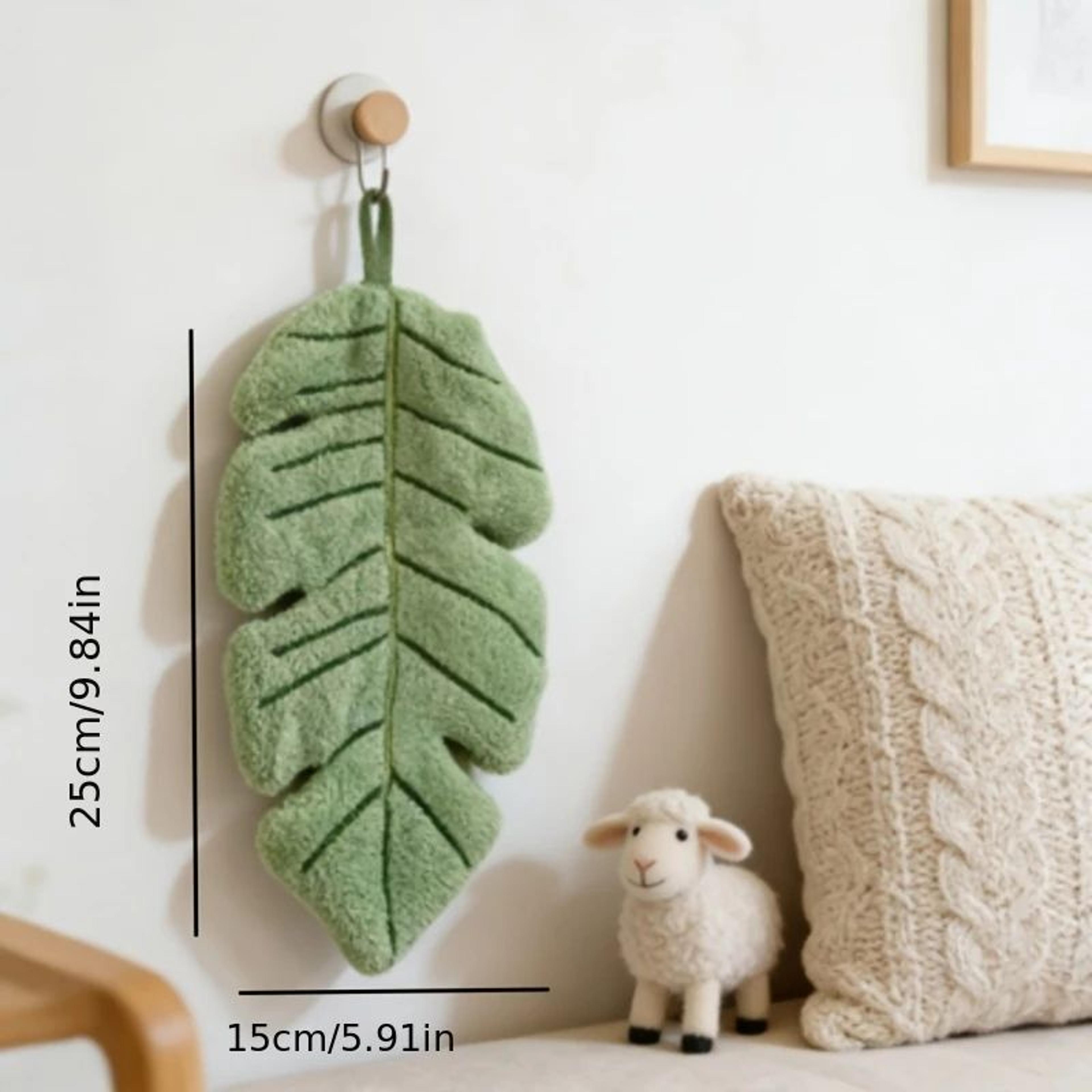 Leaf Shape Coral Velvet Hanging Hand Towel 5