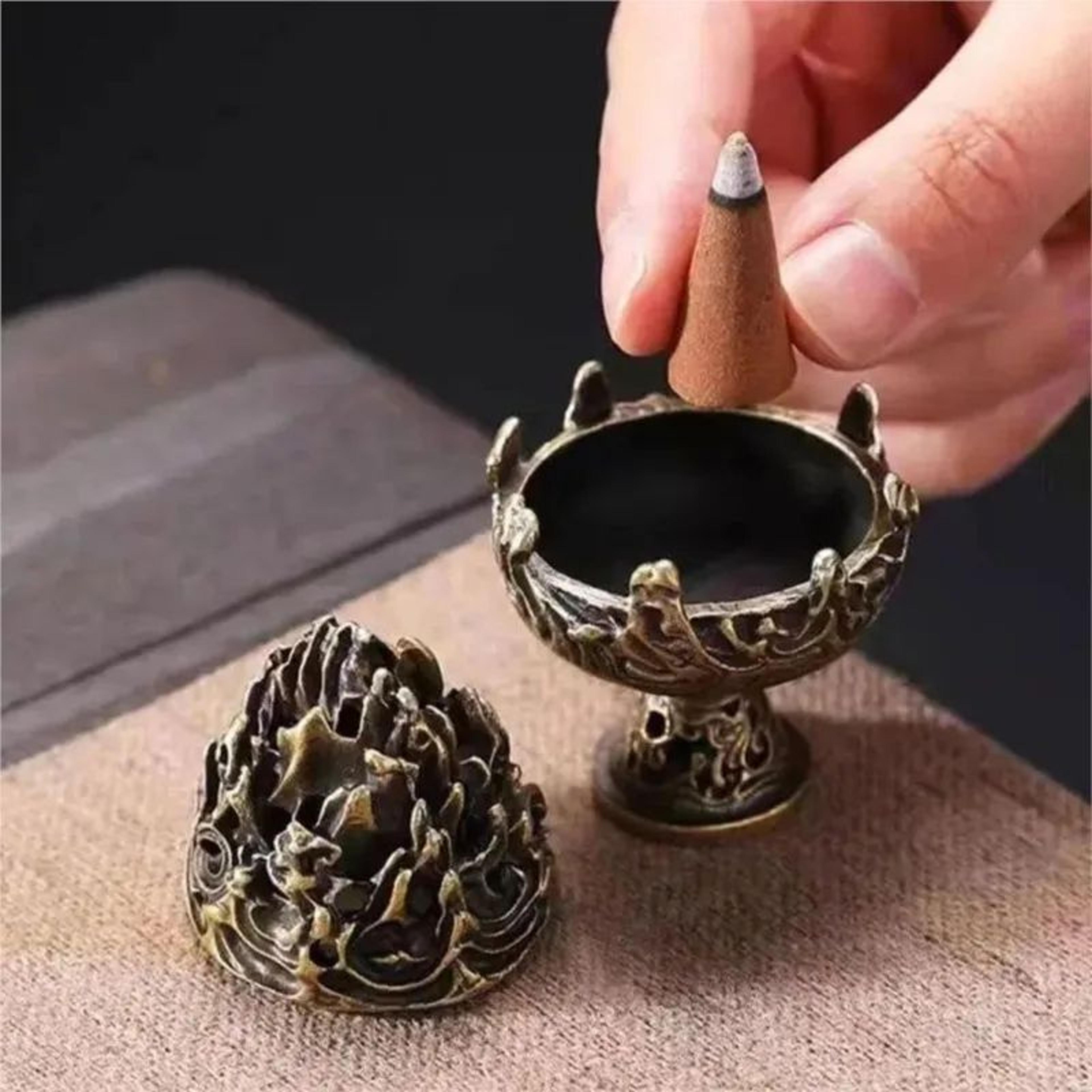 Vintage Alloy Incense Burner Three Legged Hollow Censer For Sandalwood And Home Decor 3