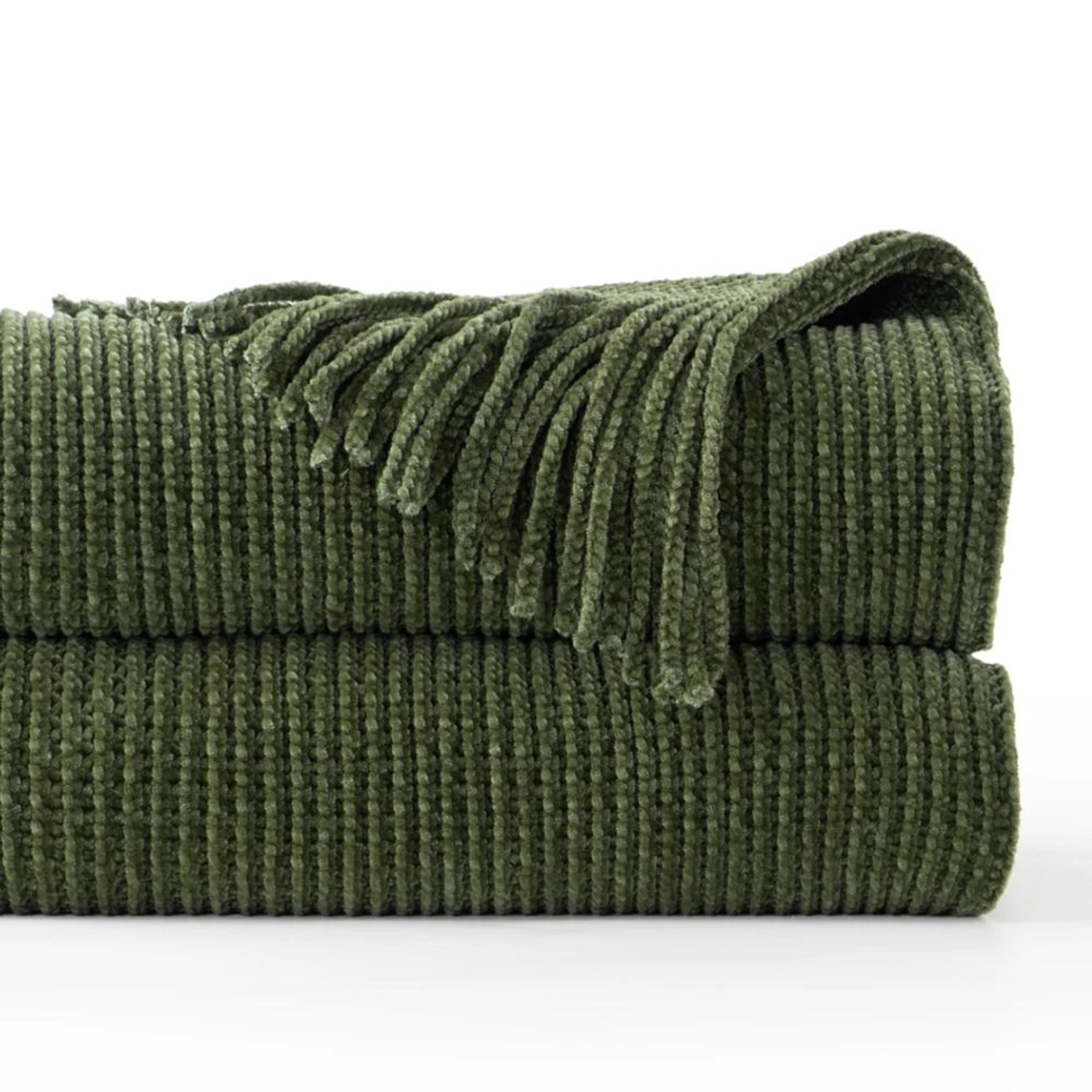 Battilo Green Plaid Chenille Knit Throw Blanket With Tassels For Couch And Bed 8