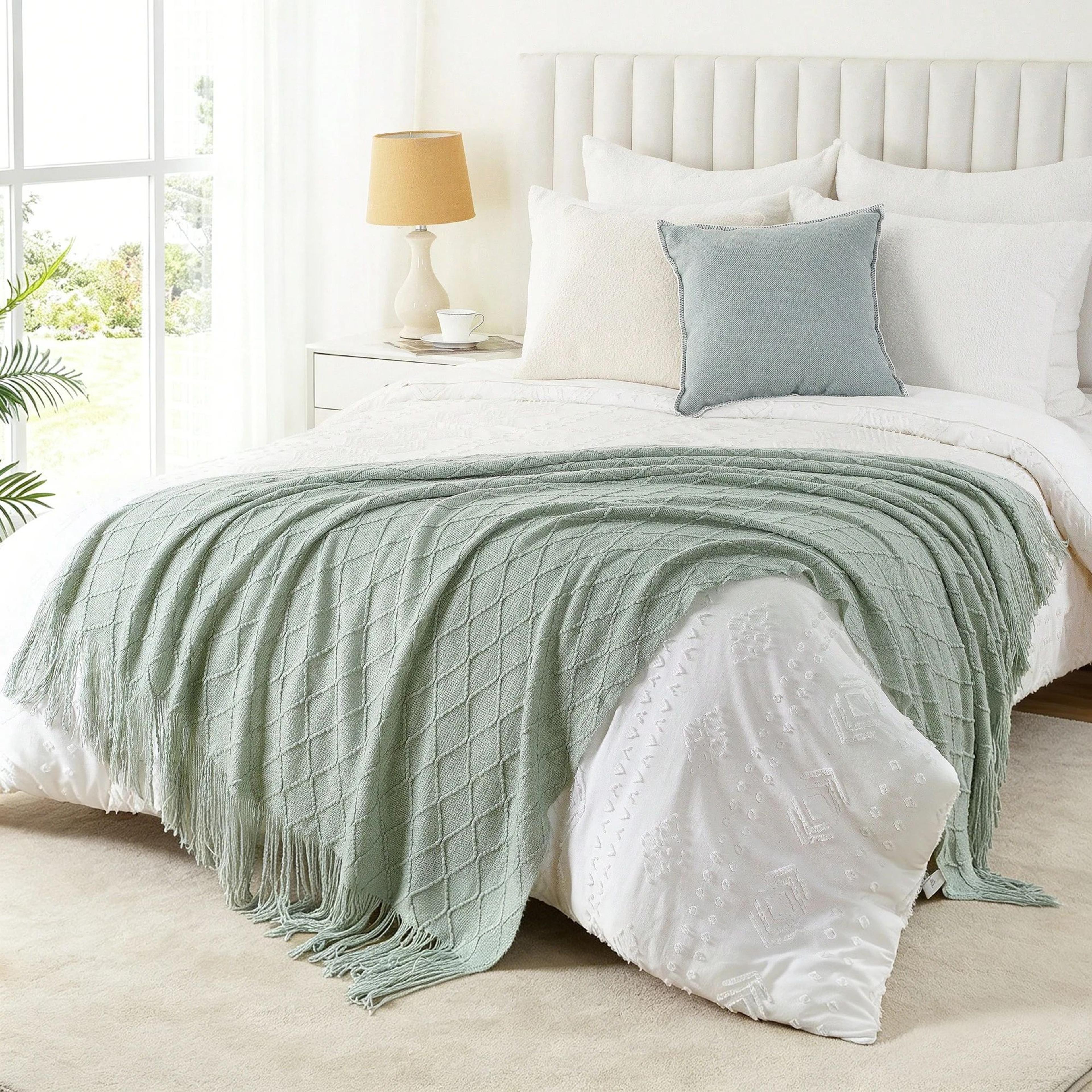 Battilo Soft Plaid Knitted Throw Blanket For Couch And Bed 4