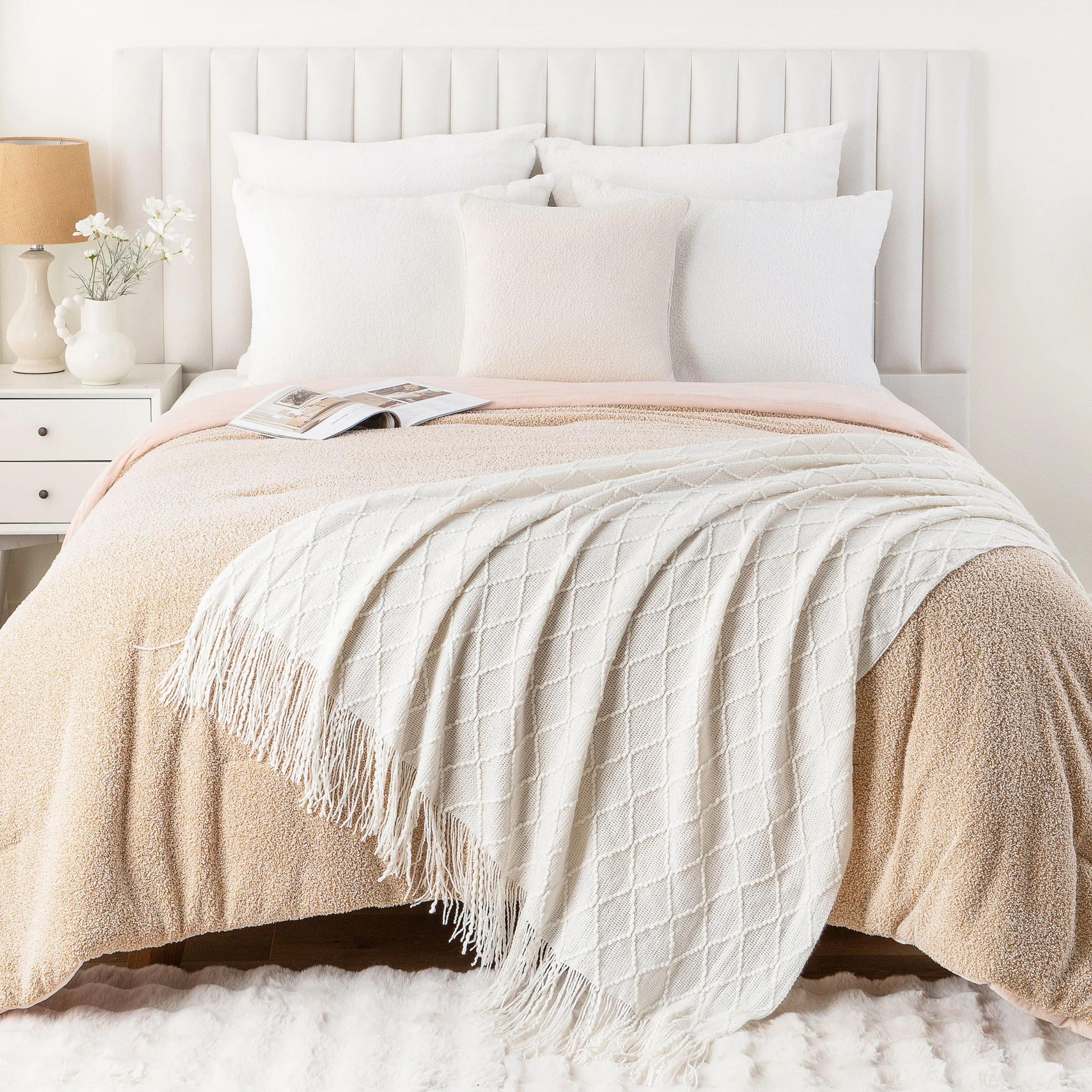 Battilo Soft Plaid Knitted Throw Blanket For Couch And Bed 3