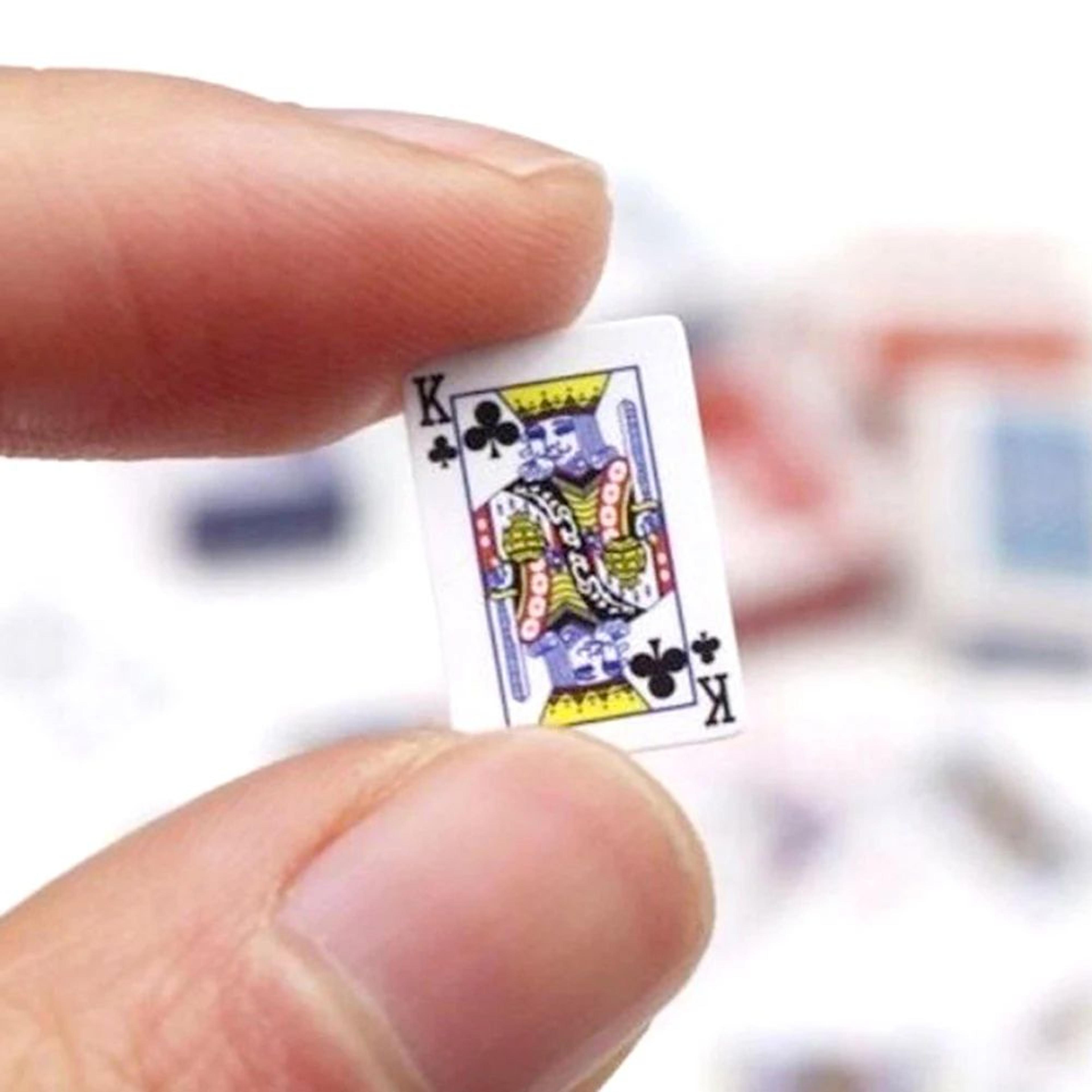 Mini Transparent Playing Cards Portable Novelty Poker Deck For Parties And Travel 2