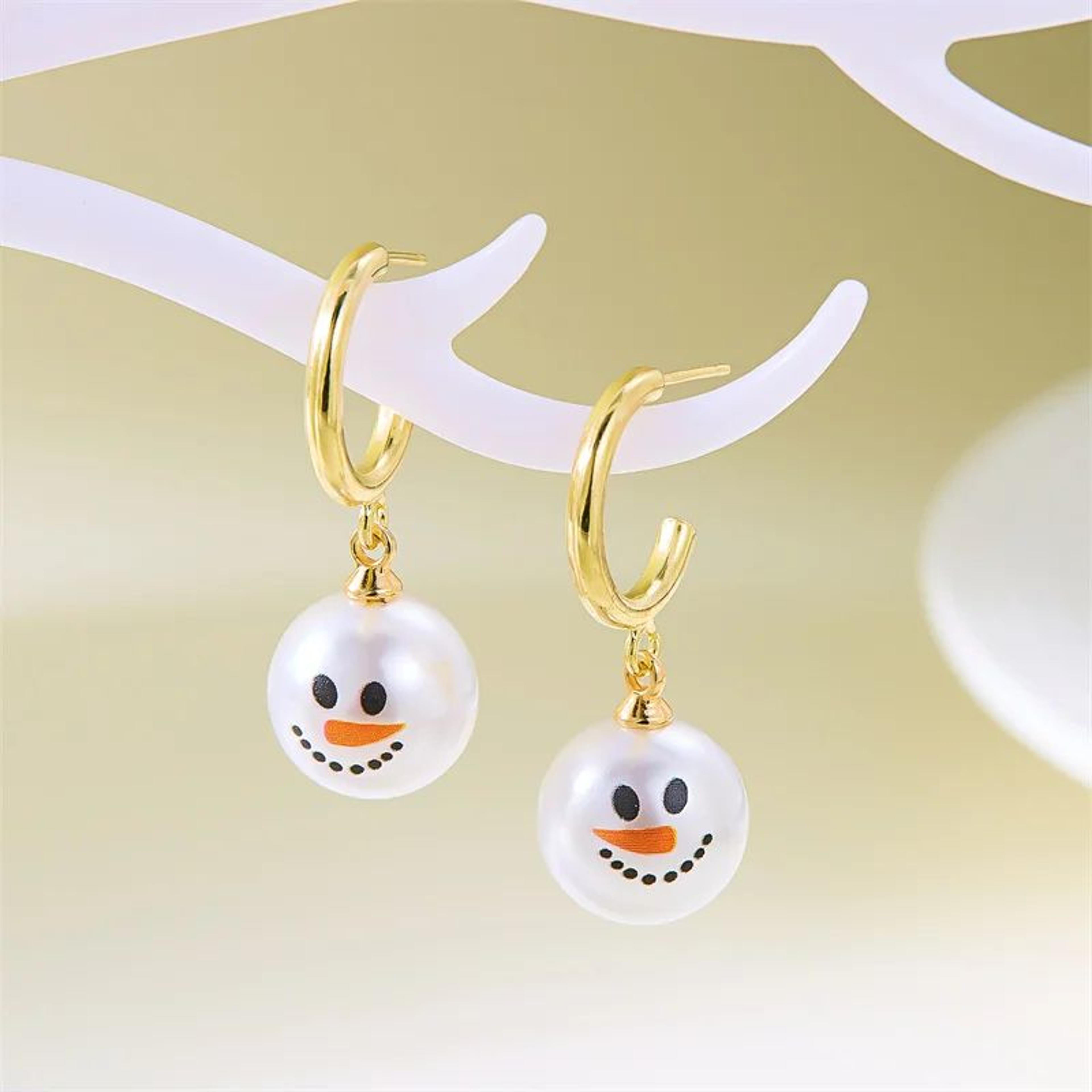 White Pearl Snowman Drop Earrings With Rhinestone Snowflake Christmas Design 3