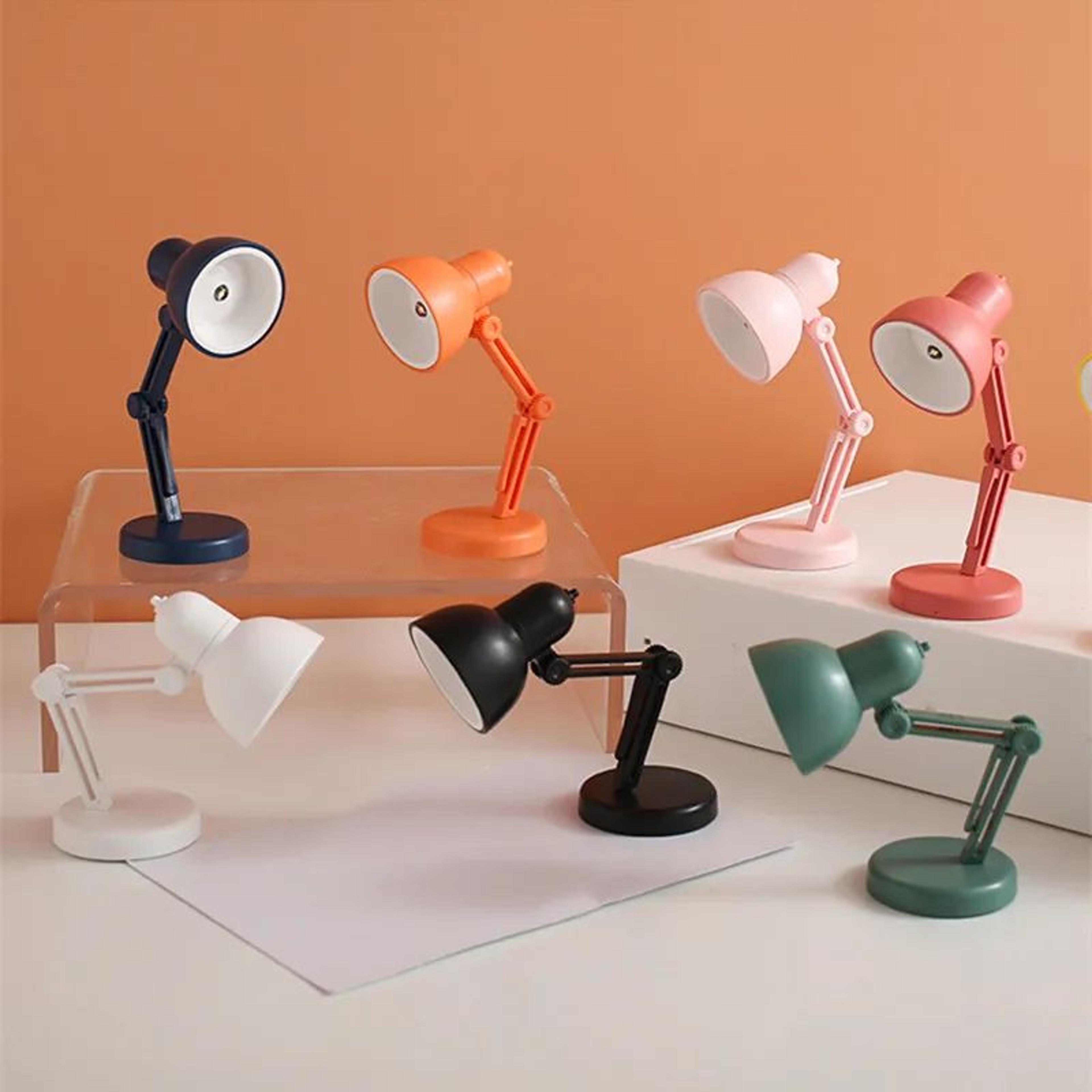 Foldable Magnetic LED Reading Lamp With Clip 4