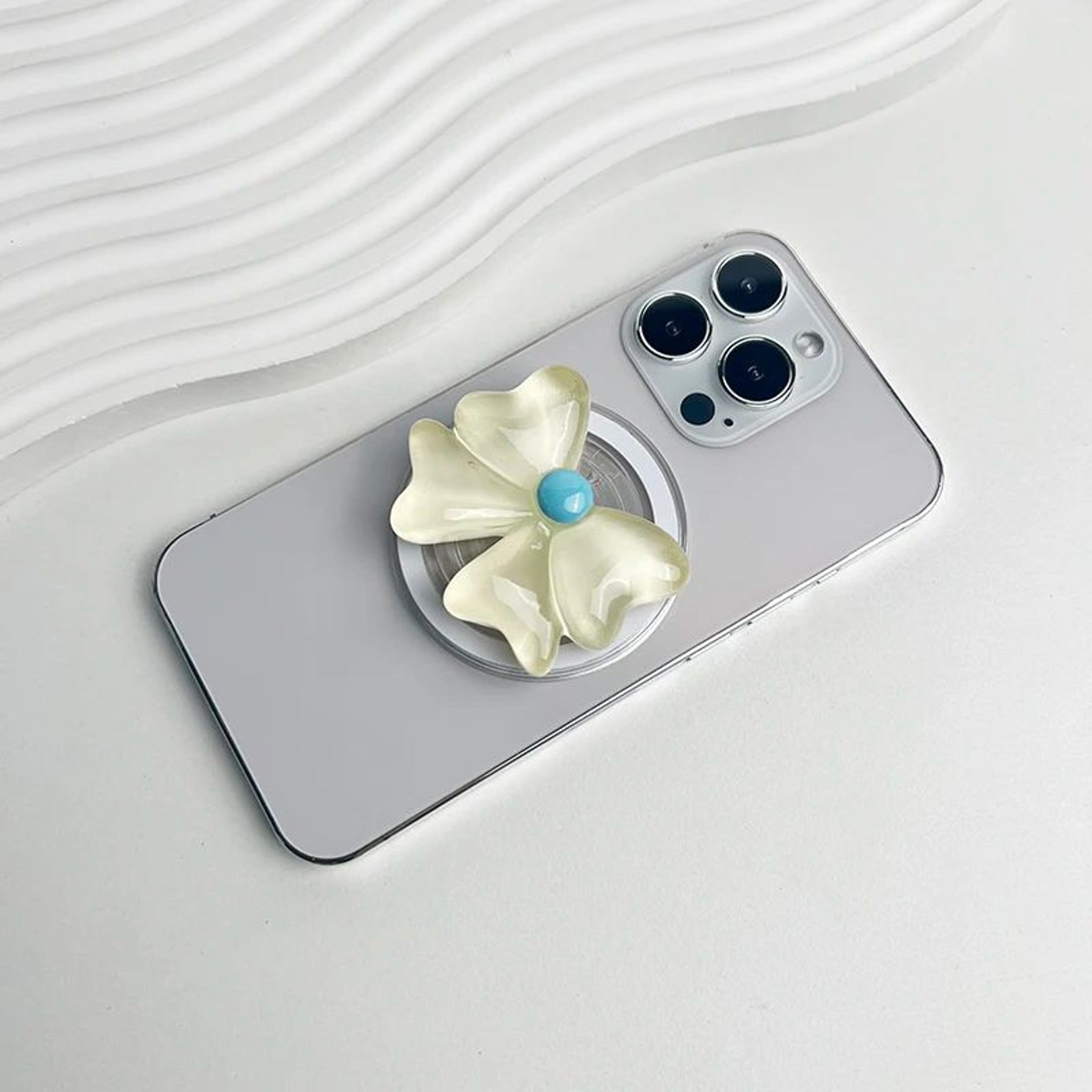 Cute Bow Magnetic Folding Phone Grip Holder For MagSafe 8