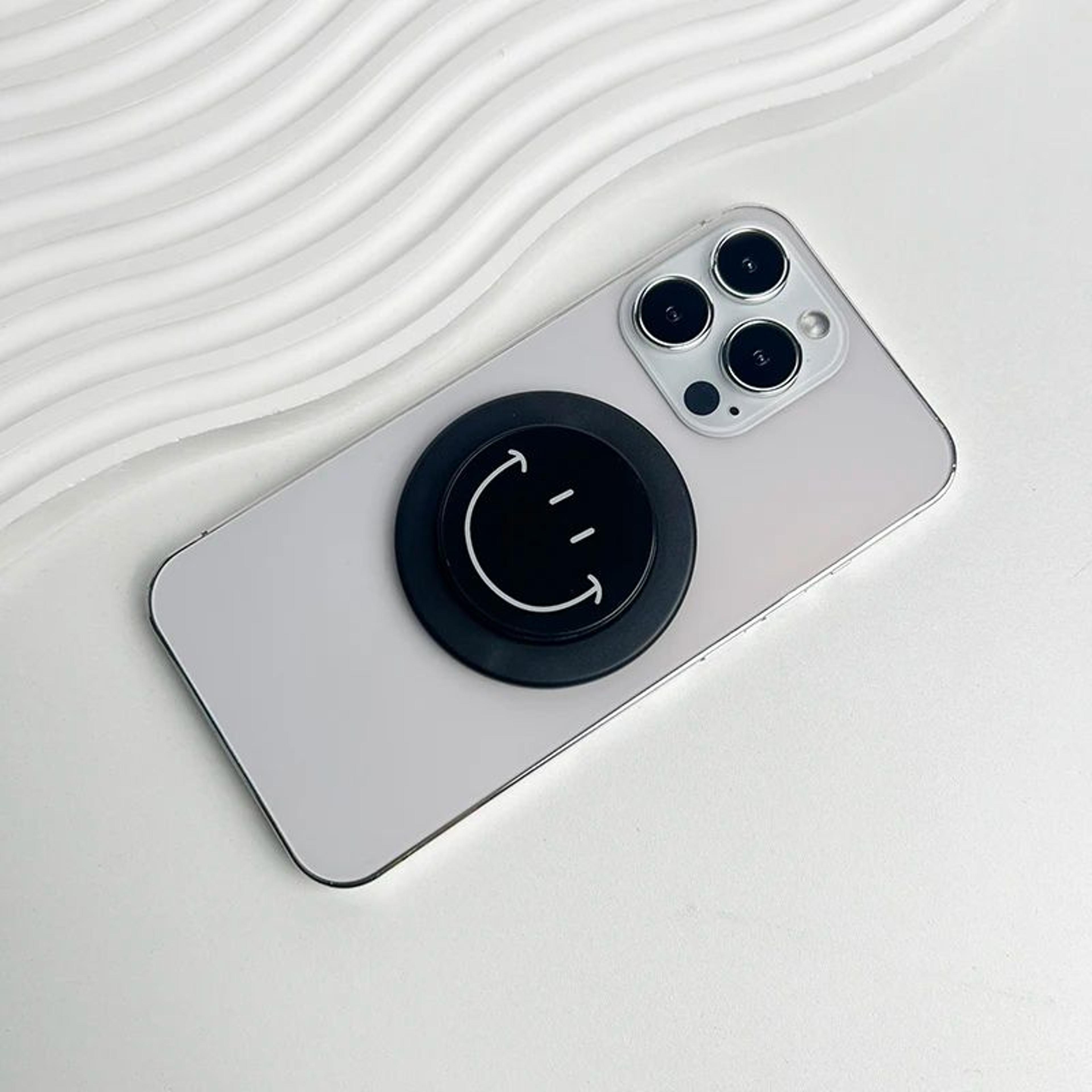 Cute Happy Face Magnetic Phone Grip Holder With Foldable Stand For MagSafe 9