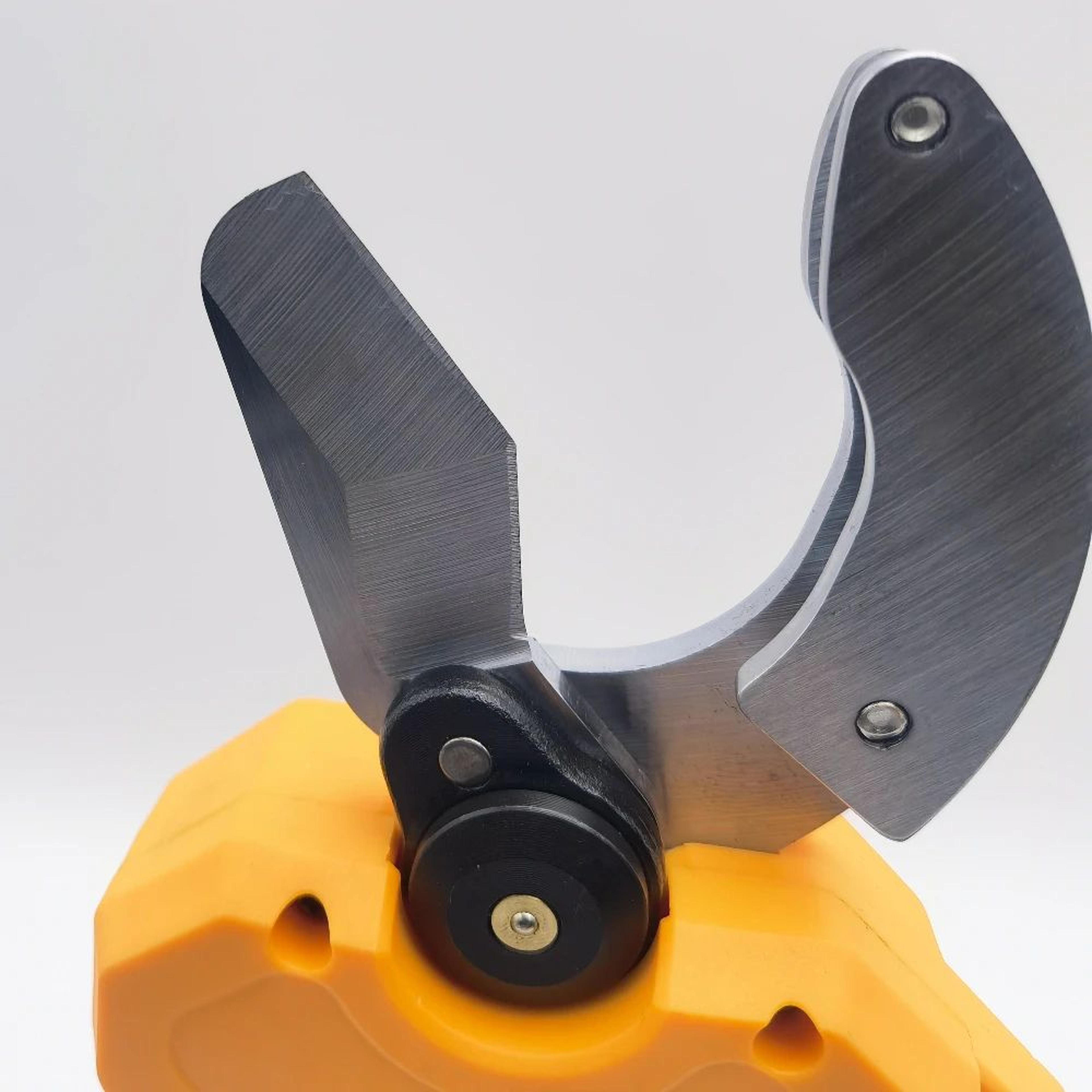 32mm Brushless Cordless Electric Pipe Cutter For PVC PPR Plumbing 4