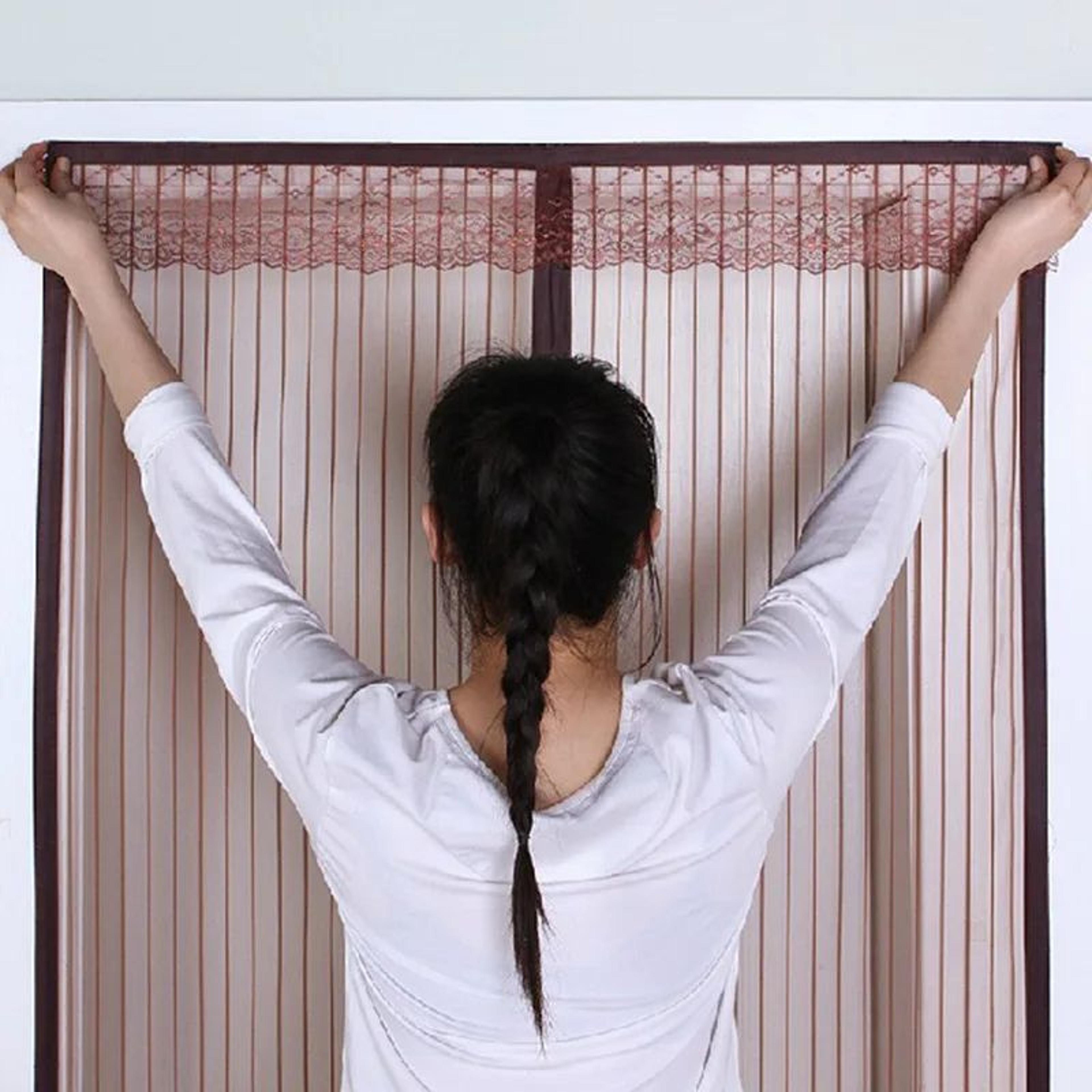 magnetic screen door curtain with automatic closure and insect protection