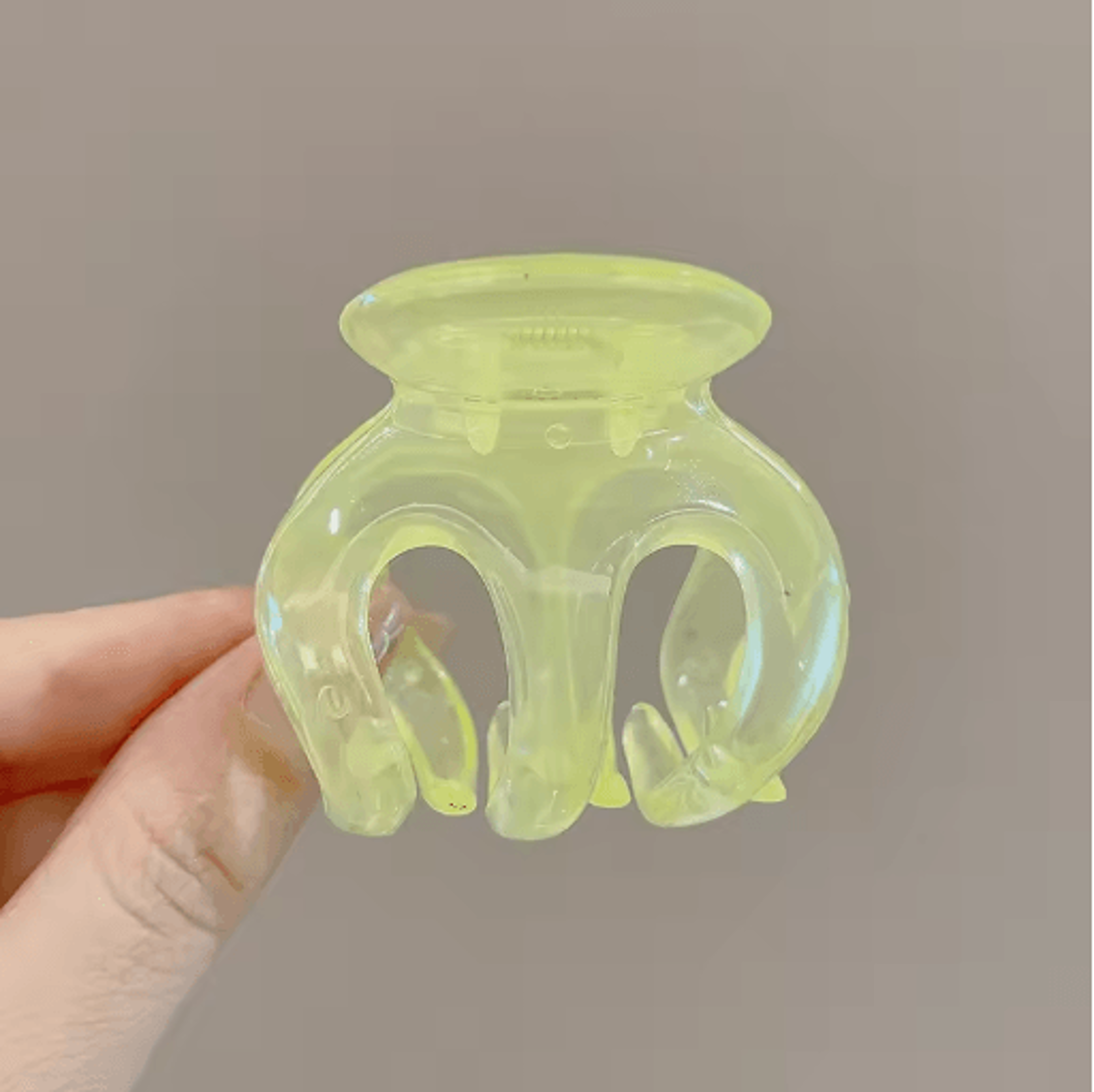 Candy Color Hair Claw Clip Simple Shark Clip Solid Color Hairpin For Women And Girls 1 To 2 PCS 2