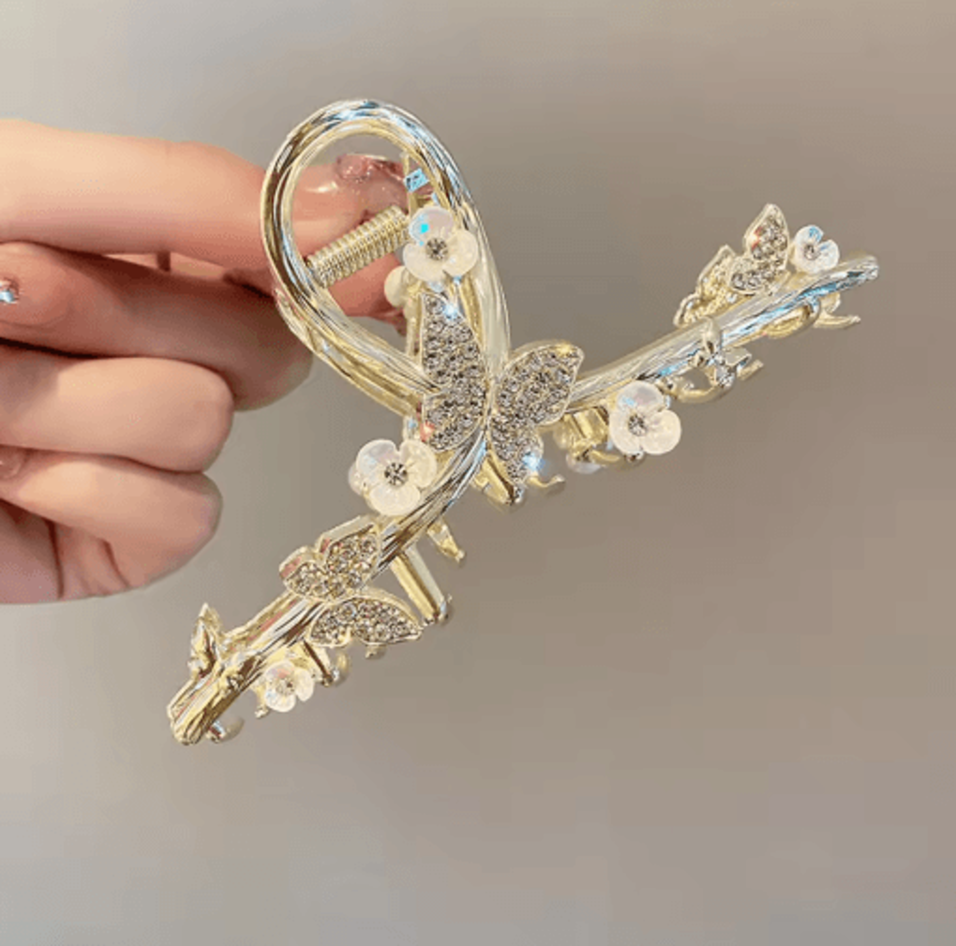 Elegant Butterfly Hair Claw Clip Gold Alloy Hairpin With Pearls And Rhinestones 1