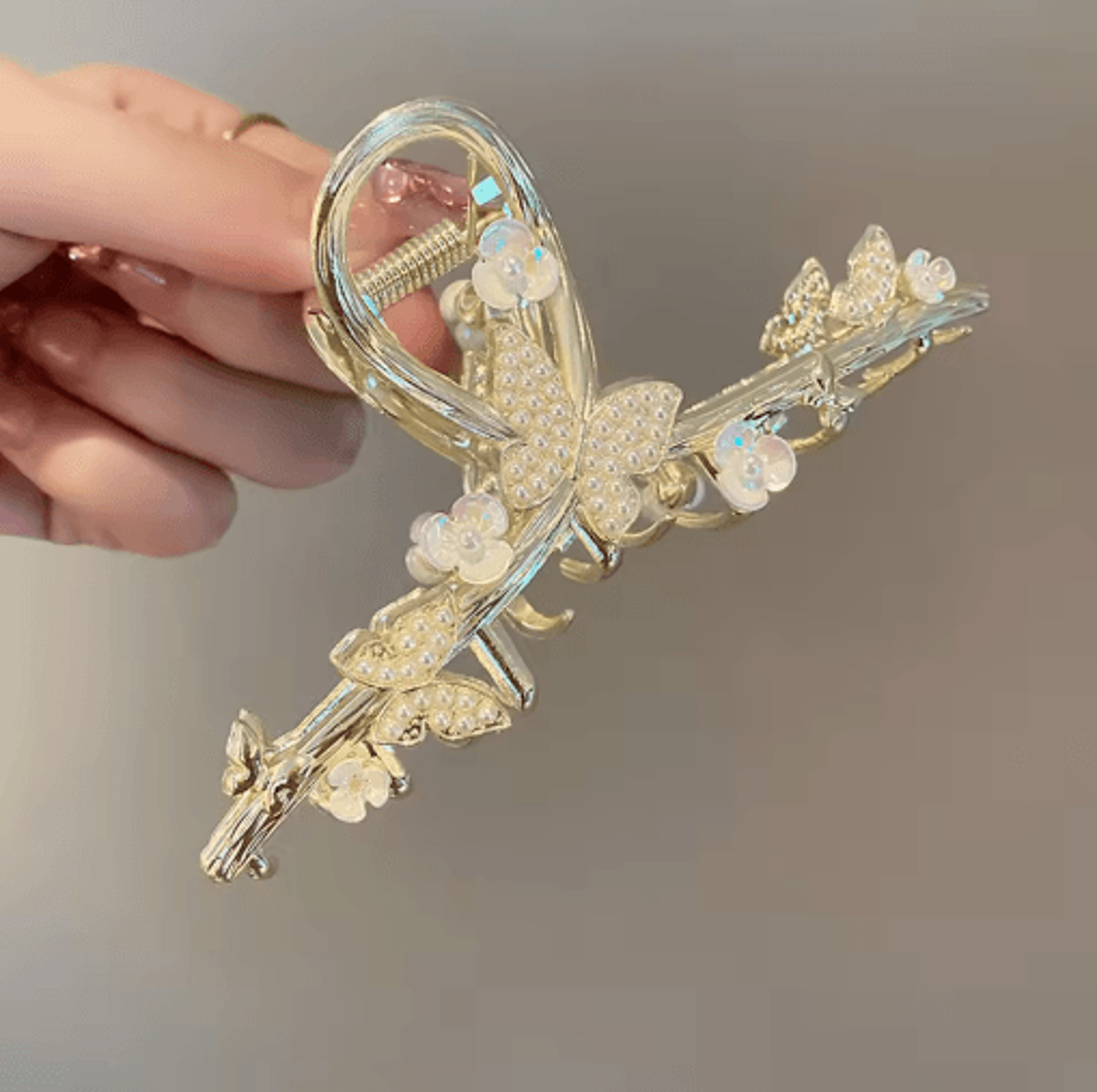Elegant Butterfly Hair Claw Clip Gold Alloy Hairpin With Pearls And Rhinestones 6