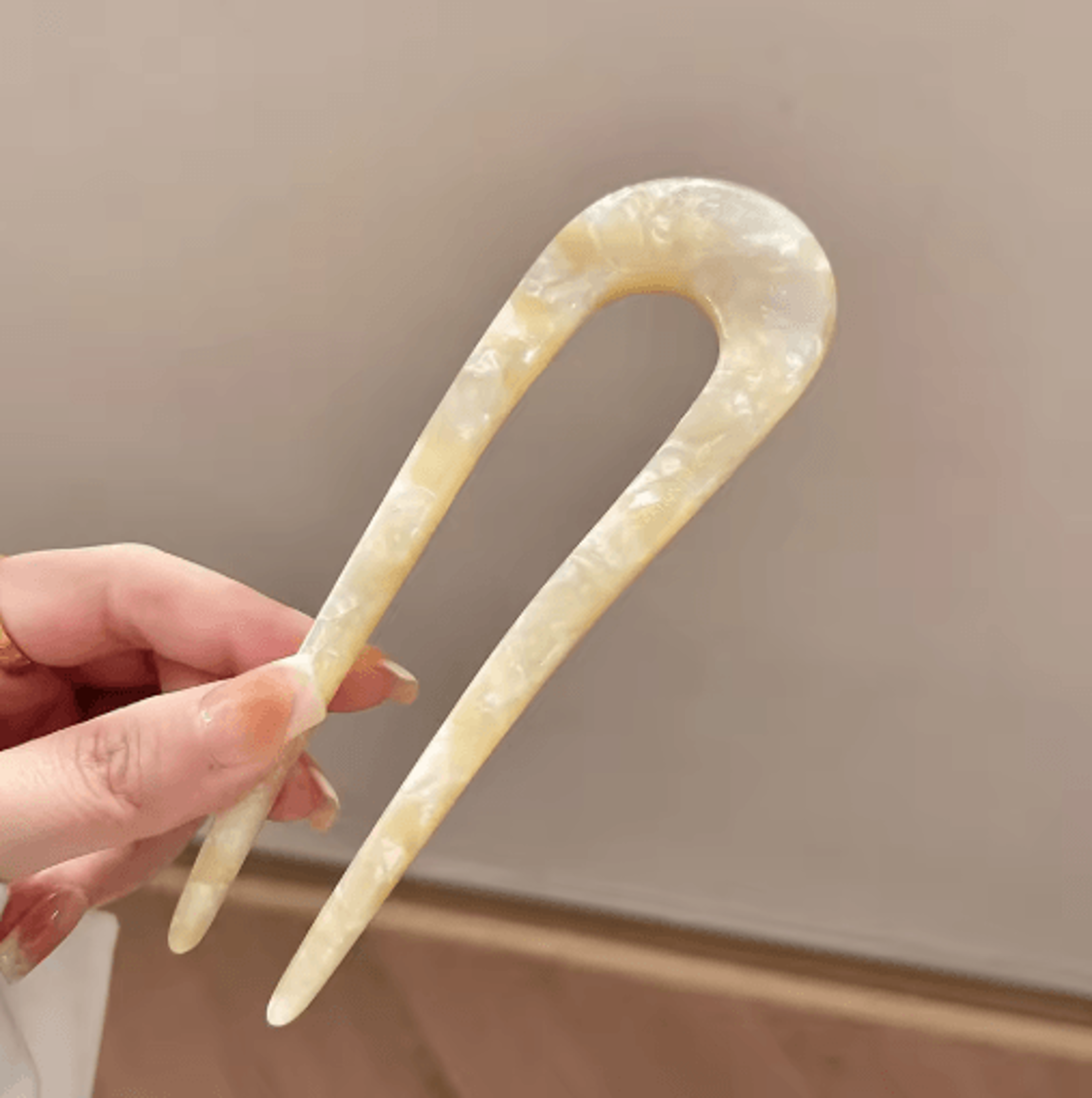 U Shaped Hair Fork French Style Acrylic Geometric Hairpin For Women And Girls 8