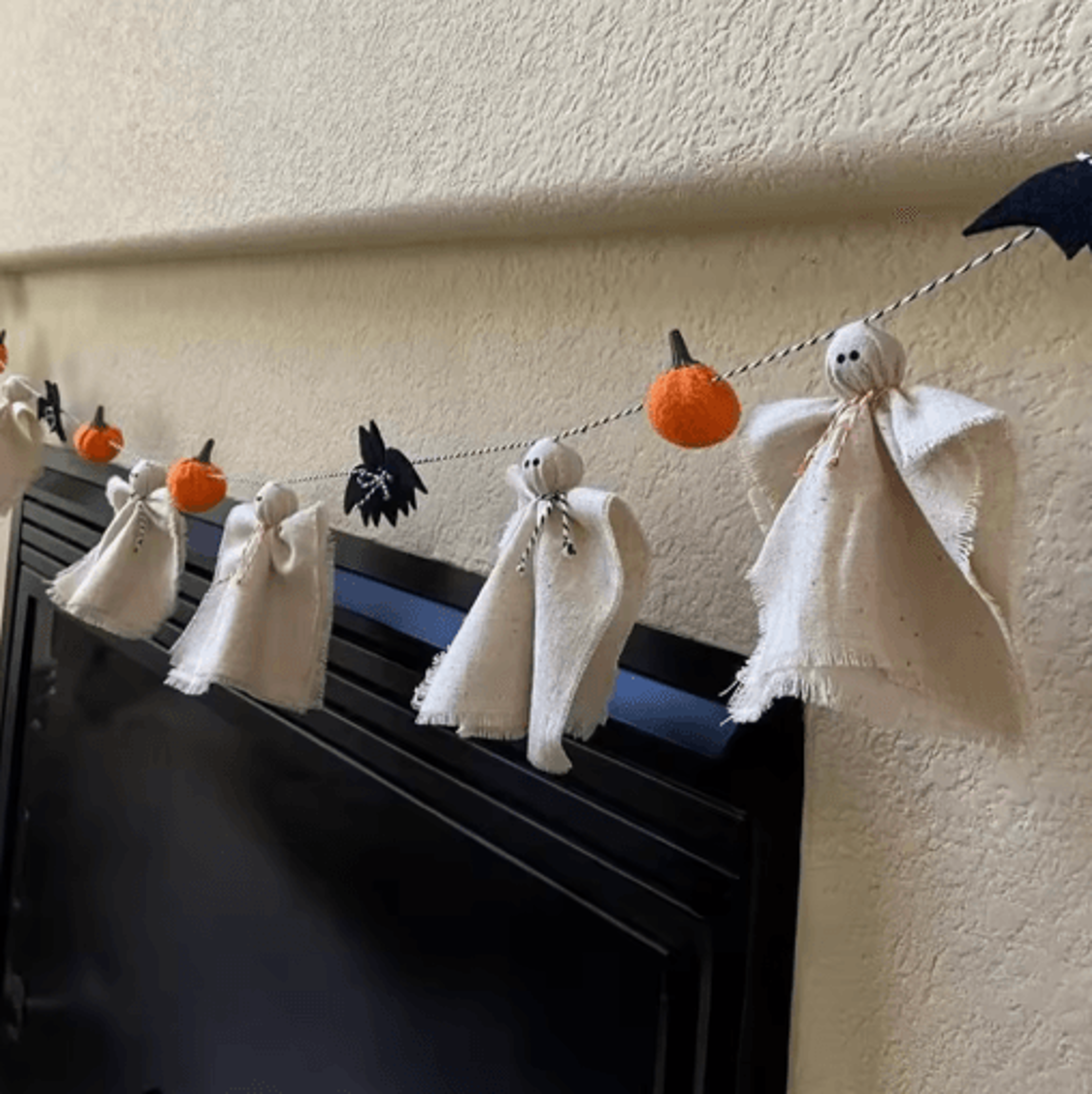 Halloween Ghost Garland Spooky Hanging Decor For Farmhouse Parties And Scary Displays 4