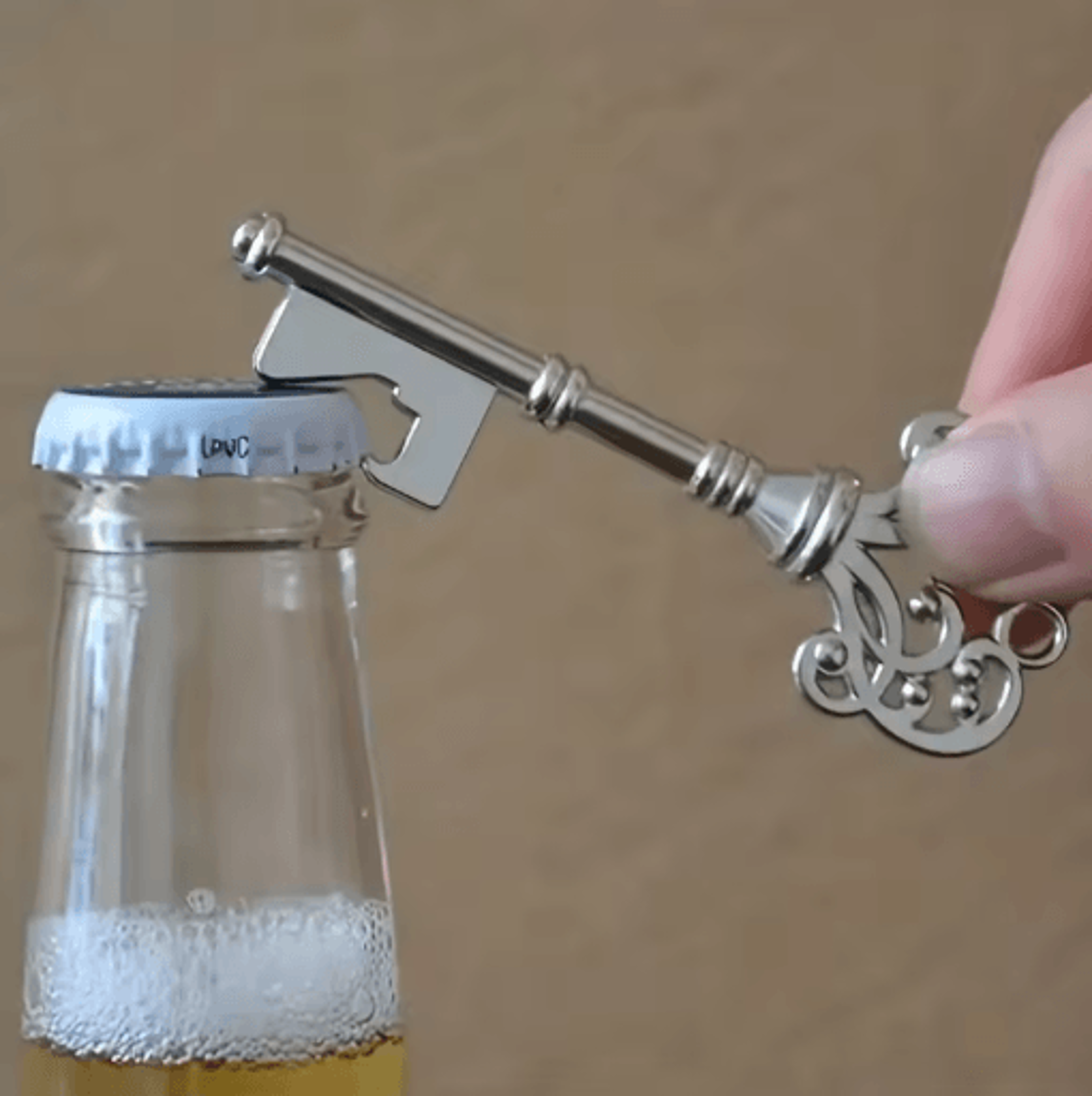 Vintage Crown Key Bottle Opener Classic Metal Barware Tool For Home And Events 6