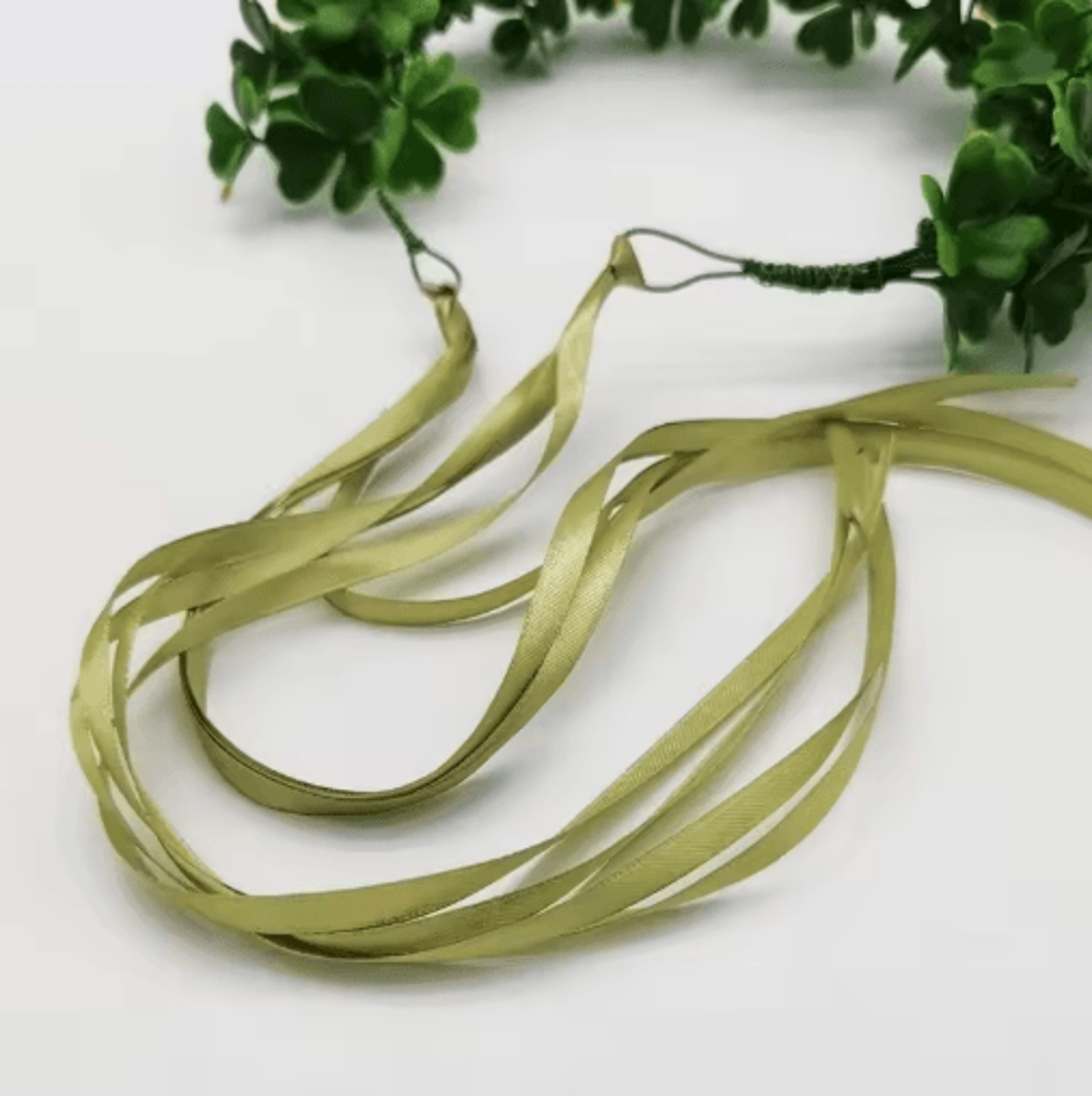 Clover Wreath Headwear  St Patricks Day Lucky Grass Hair Accessory For Photography  Festive Decor 4