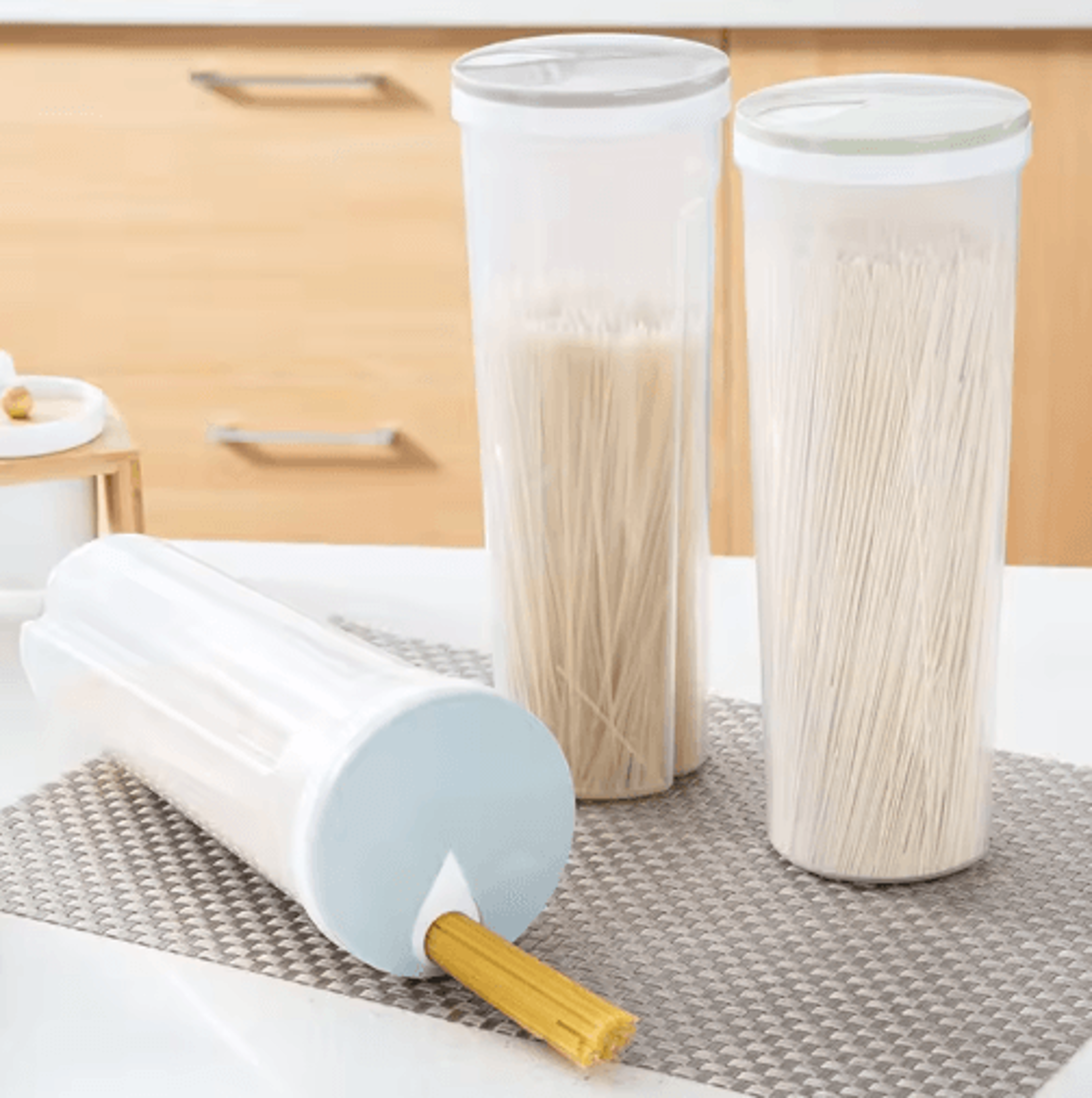 Airtight Food Storage Box Leakproof Sealed Container For Cereal Pasta  Grains 0