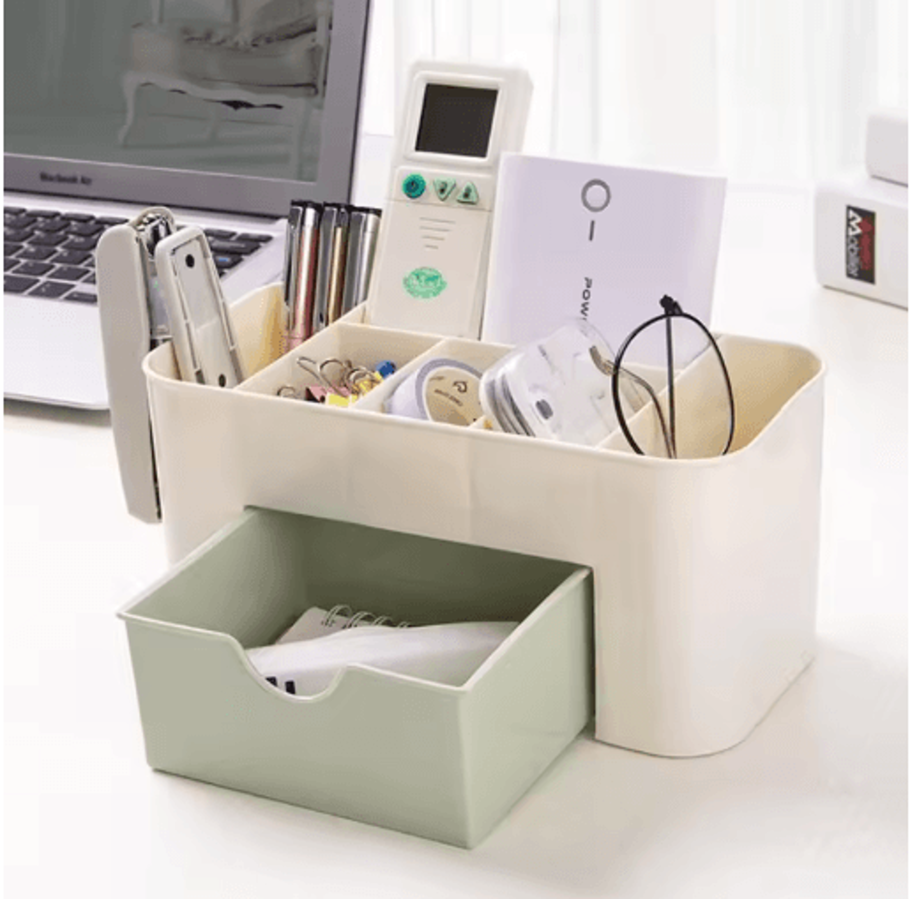 Protect Your Beauty Tools And Extend Their Life With This Mesh Makeup Brush Drying And Storage Bag  2
