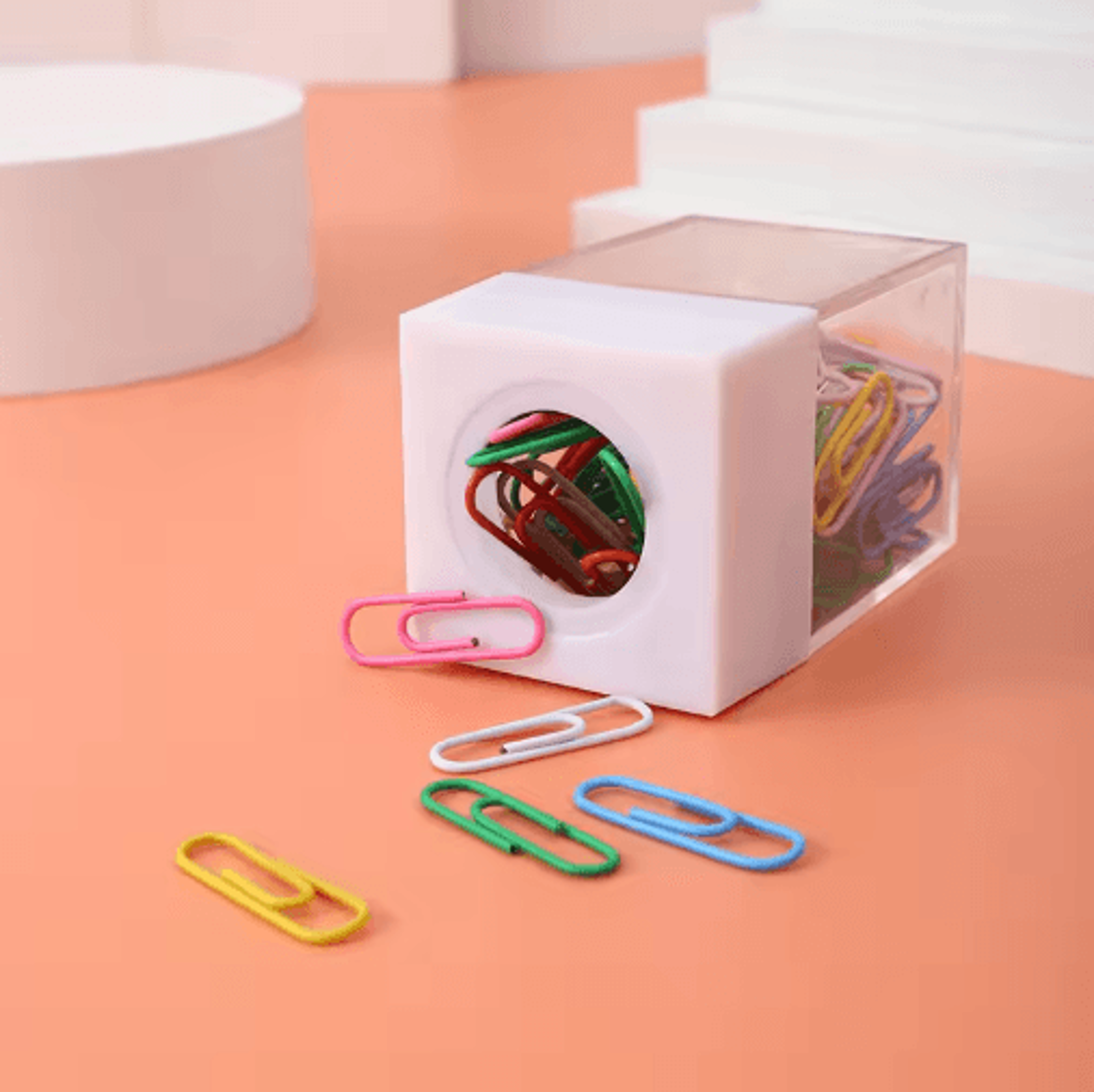 Cute Magnetic Paper Clip Holder Desk Organizer With Clips 9