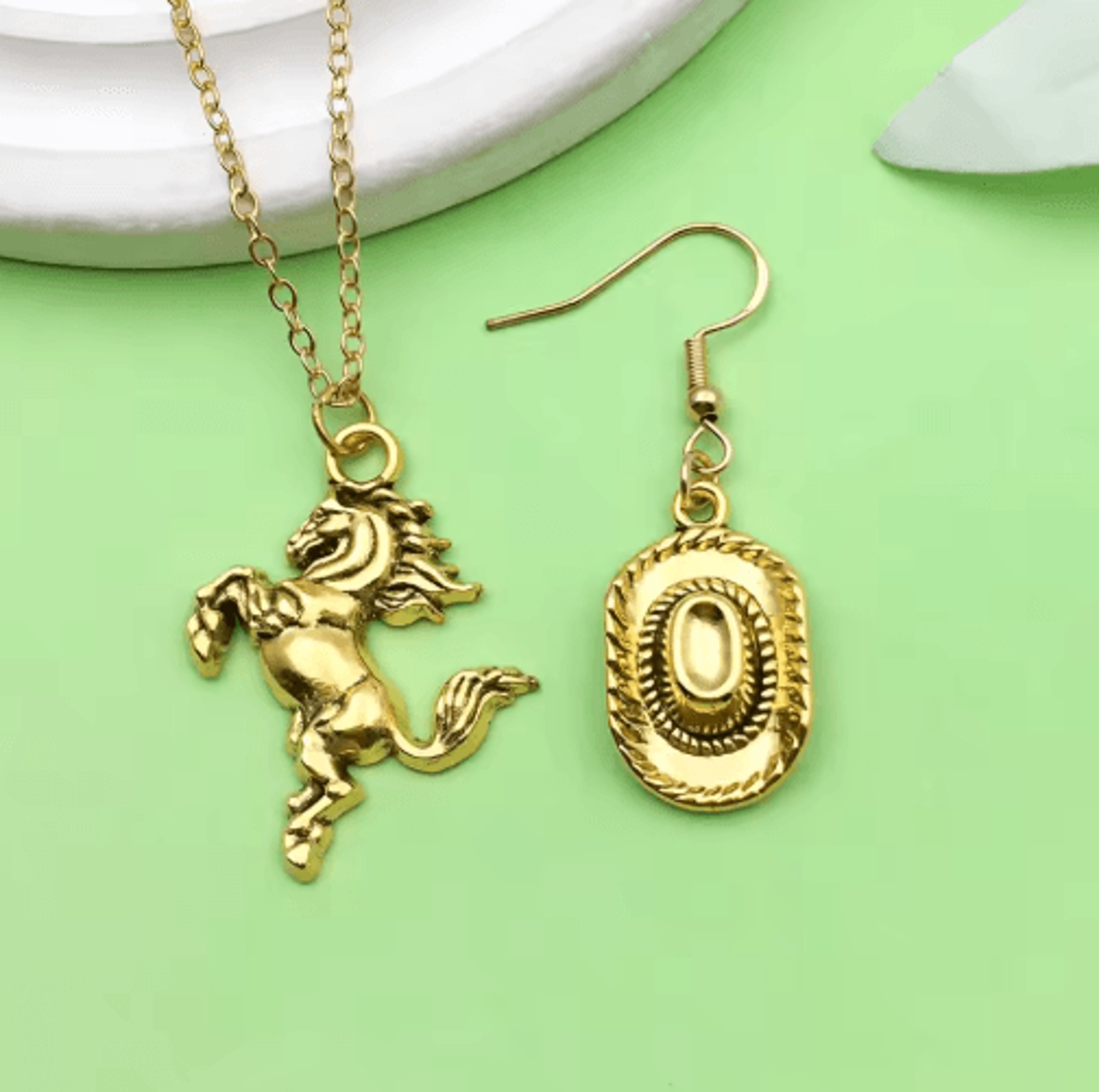 20pcs Western Cowboy Charms Set  Horseshoe Cactus Hat  Boots DIY Jewelry Pendants 24