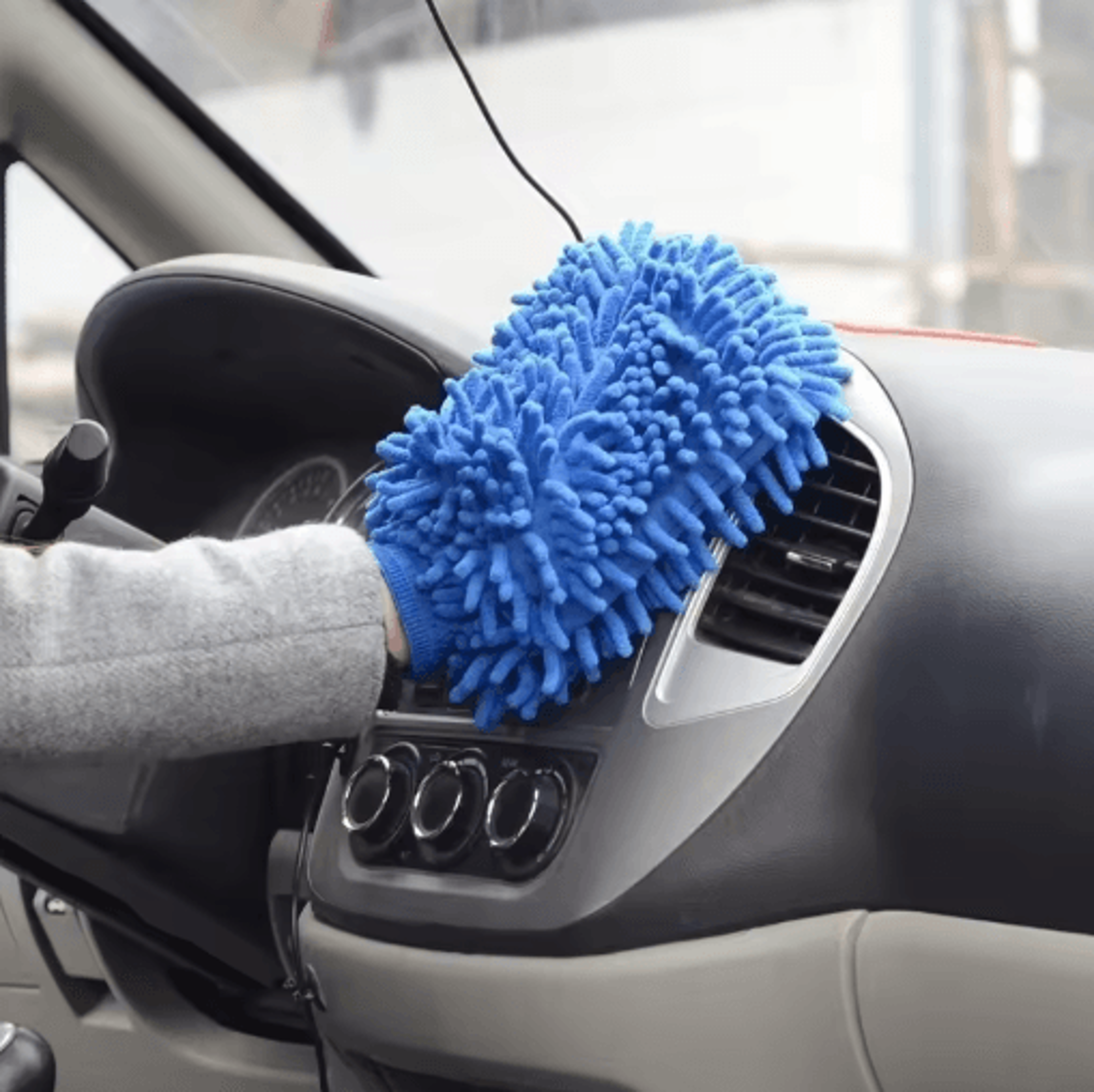 Scratch Free Microfiber Car Cleaning Glove For Safe  Easy Washing 4
