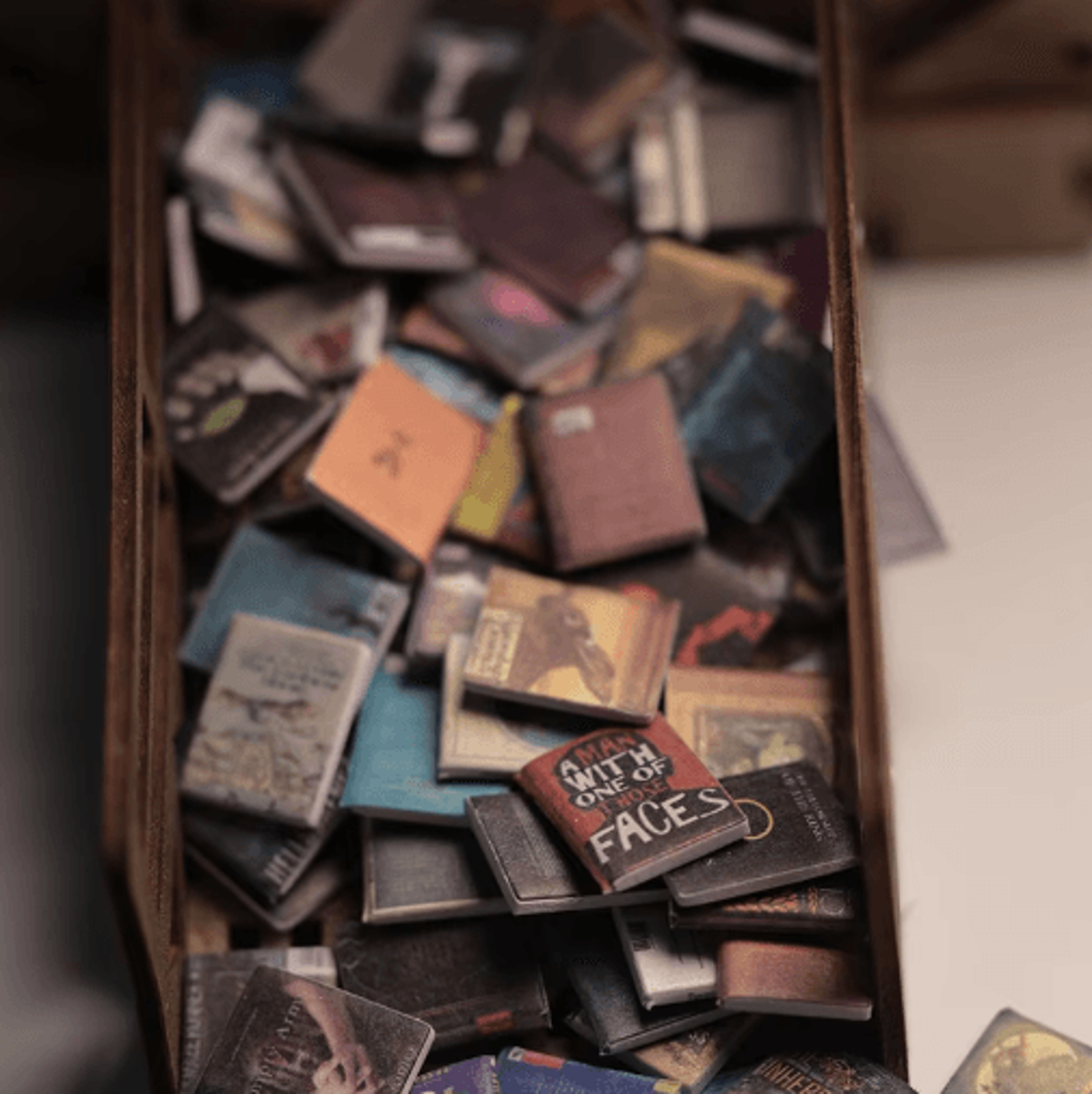 200PCS Miniature Dollhouse Books Set  Tiny Decorative Library Accessories For Shelves  Crafts 2