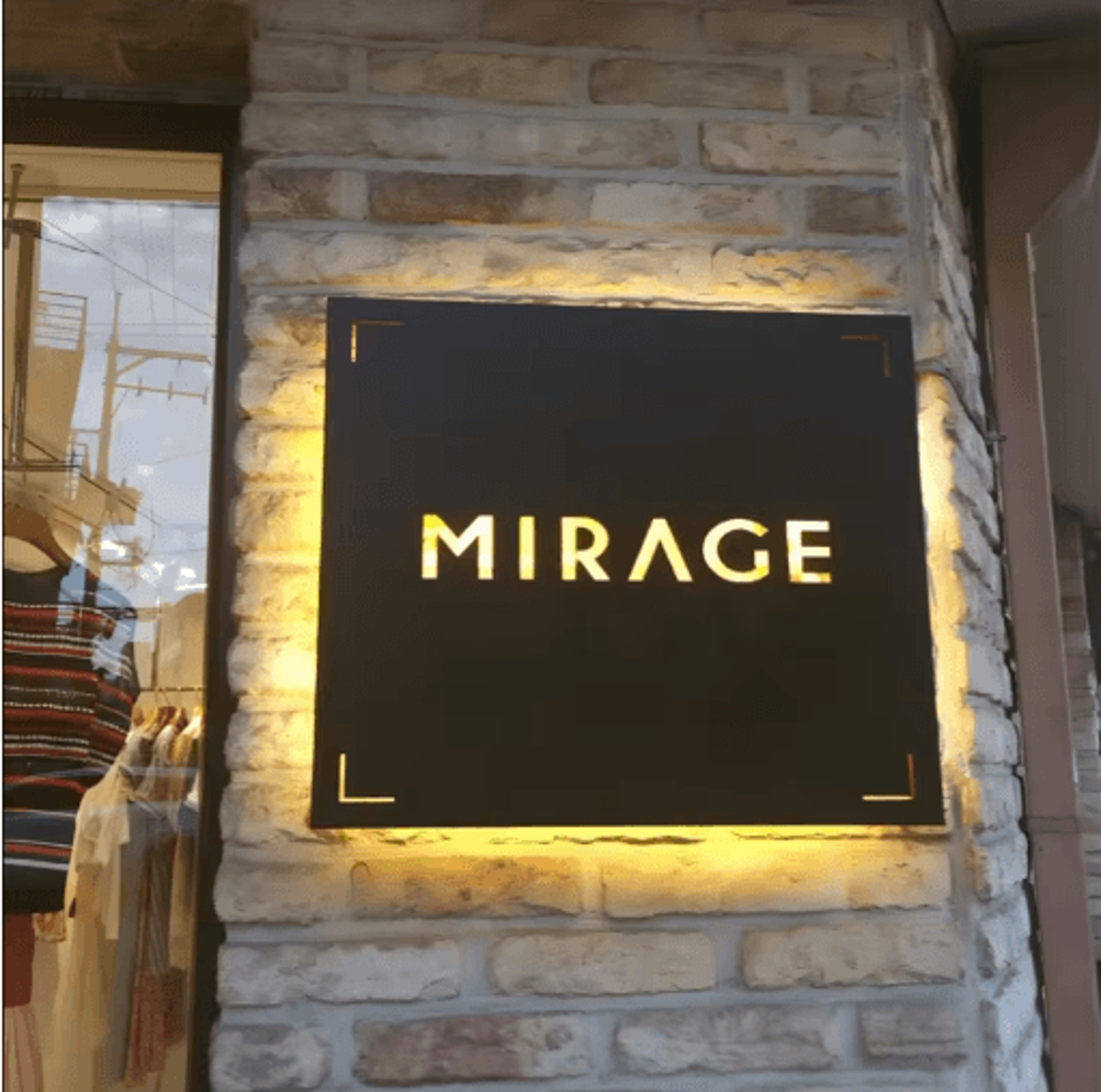 Custom LED Round Lightbox Sign Double Sided Aluminum Projecting Business Sign 6